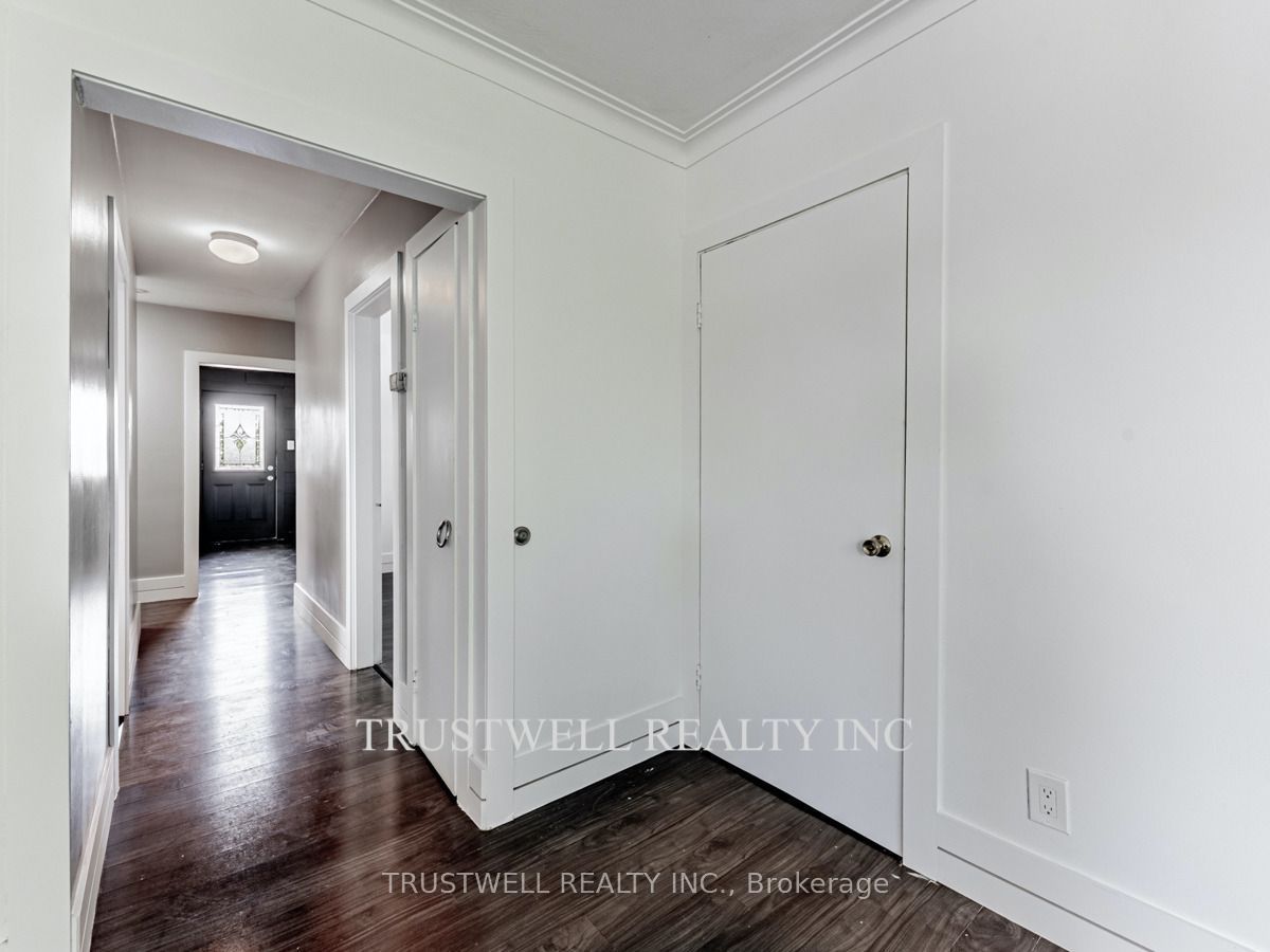 Unit 3 - 105 Mary Street E, Whitby 3