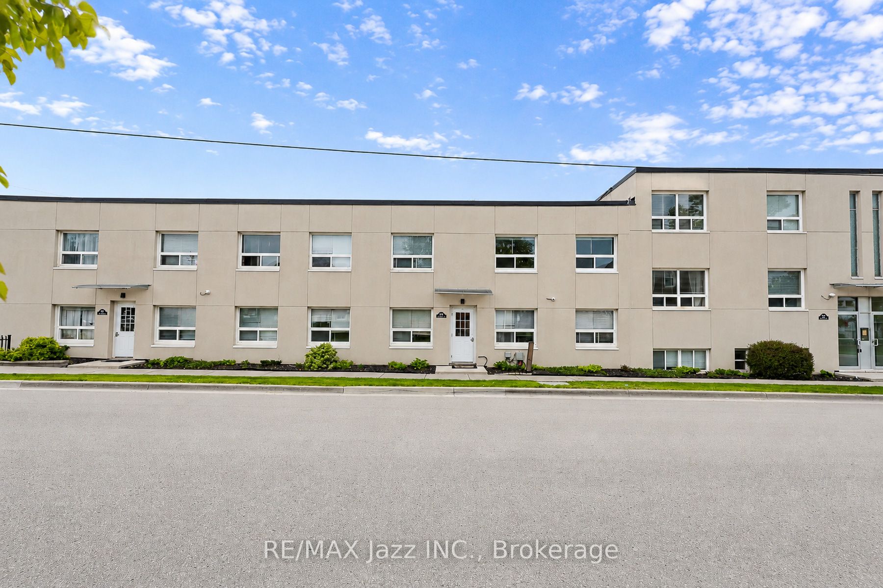 Unit 1 - 209 Stacey Avenue, Oshawa 3