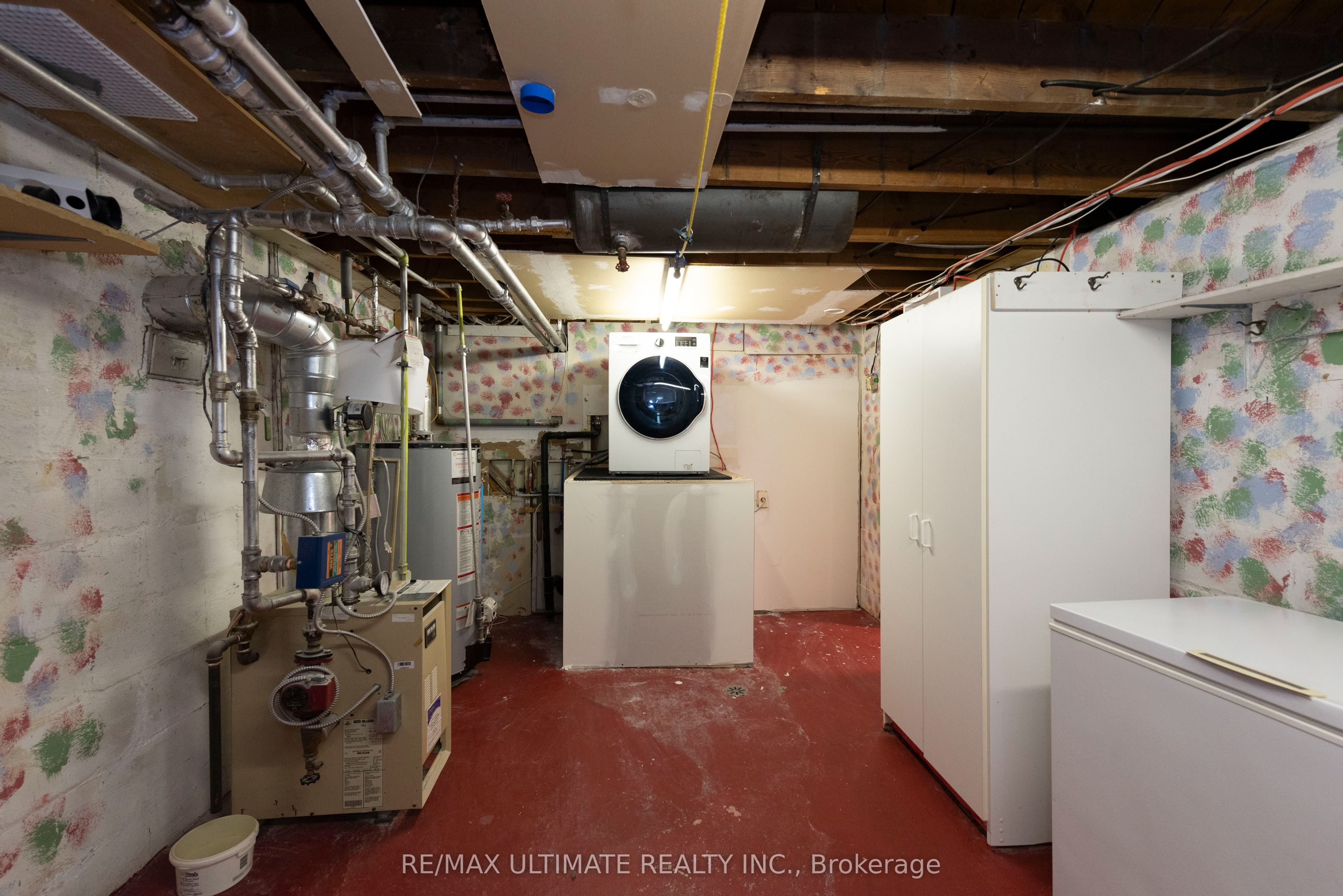7 Joanith Lower Drive, Toronto 4