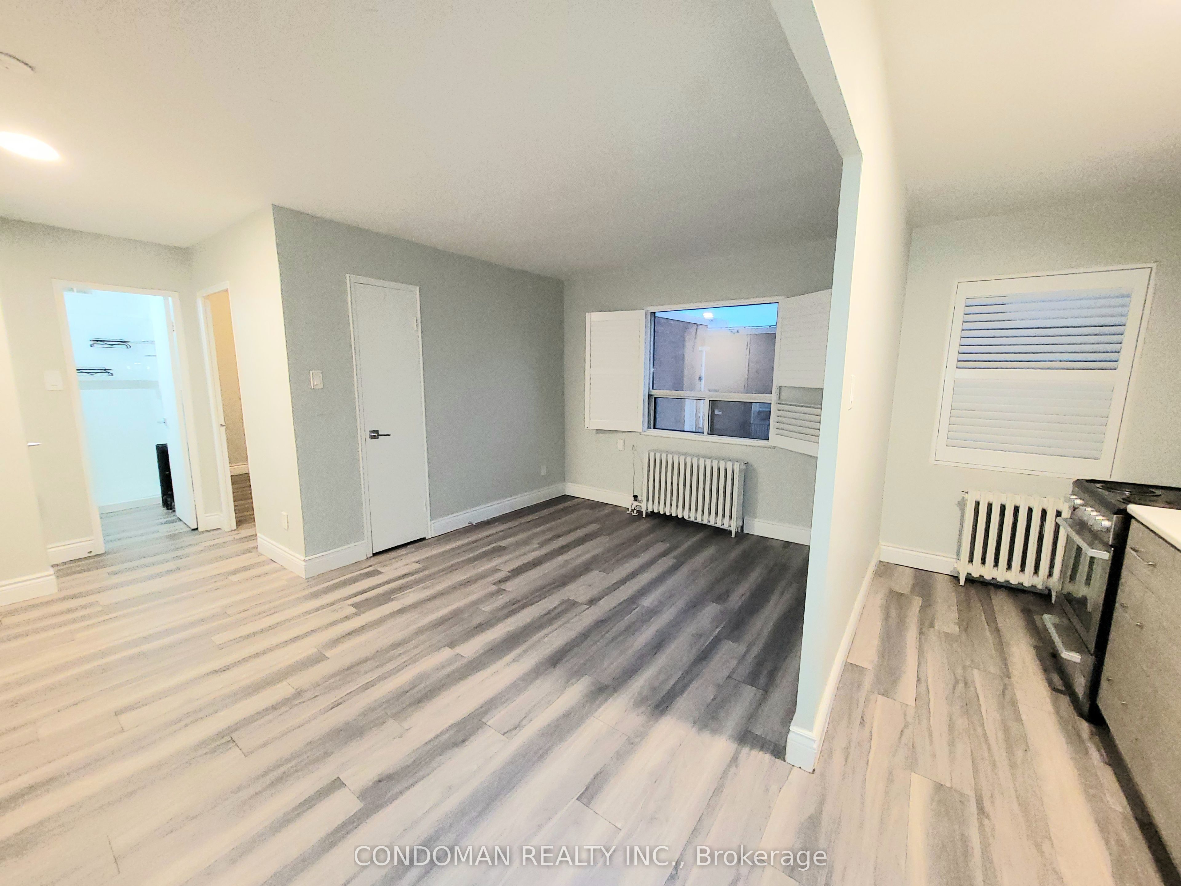 Unit 305 - 852 Broadview Avenue, Toronto 2