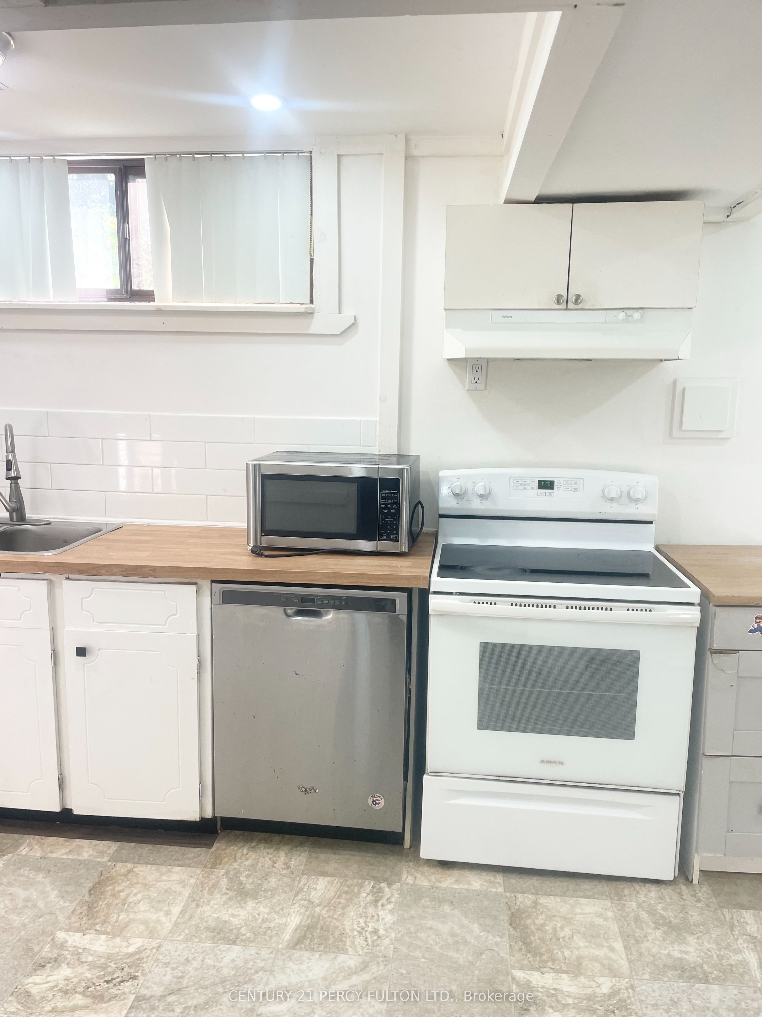 Unit Bsmt - 26 Flintwick Drive, Scarborough 4