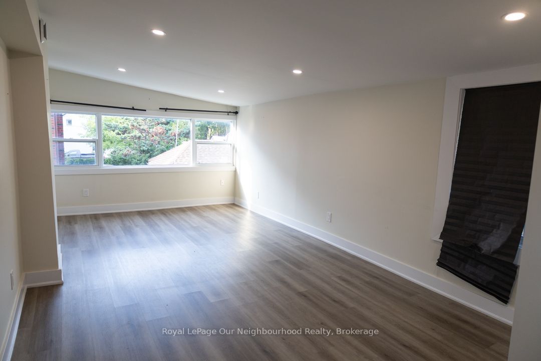 Unit Unit 3 - 103 Ritson Road S, Oshawa 2