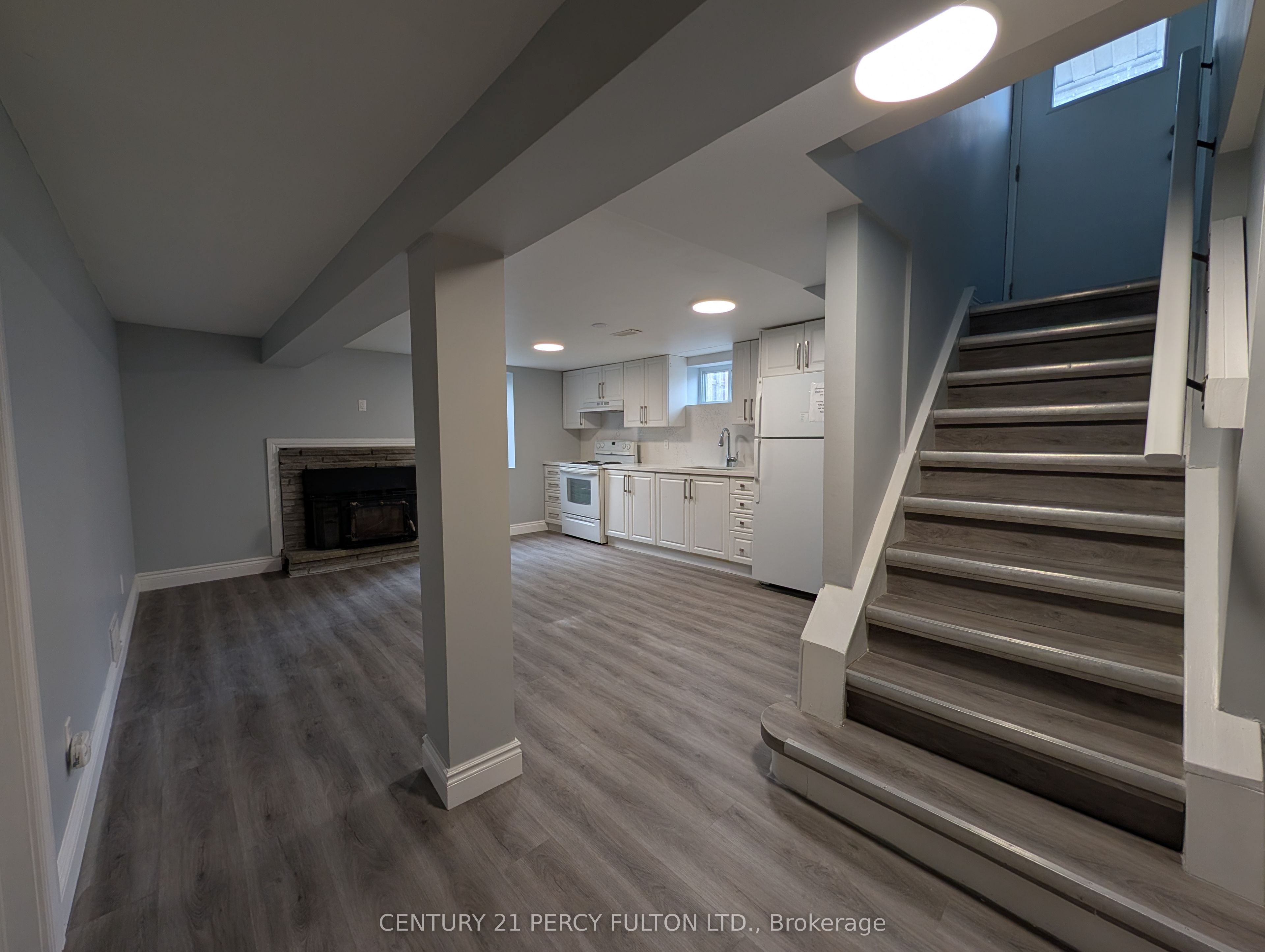 270 Wilson Road S, Oshawa 3