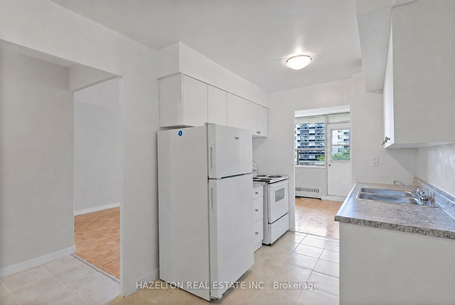 Unit 1506 - 126 Bellamy Road, Scarborough 3