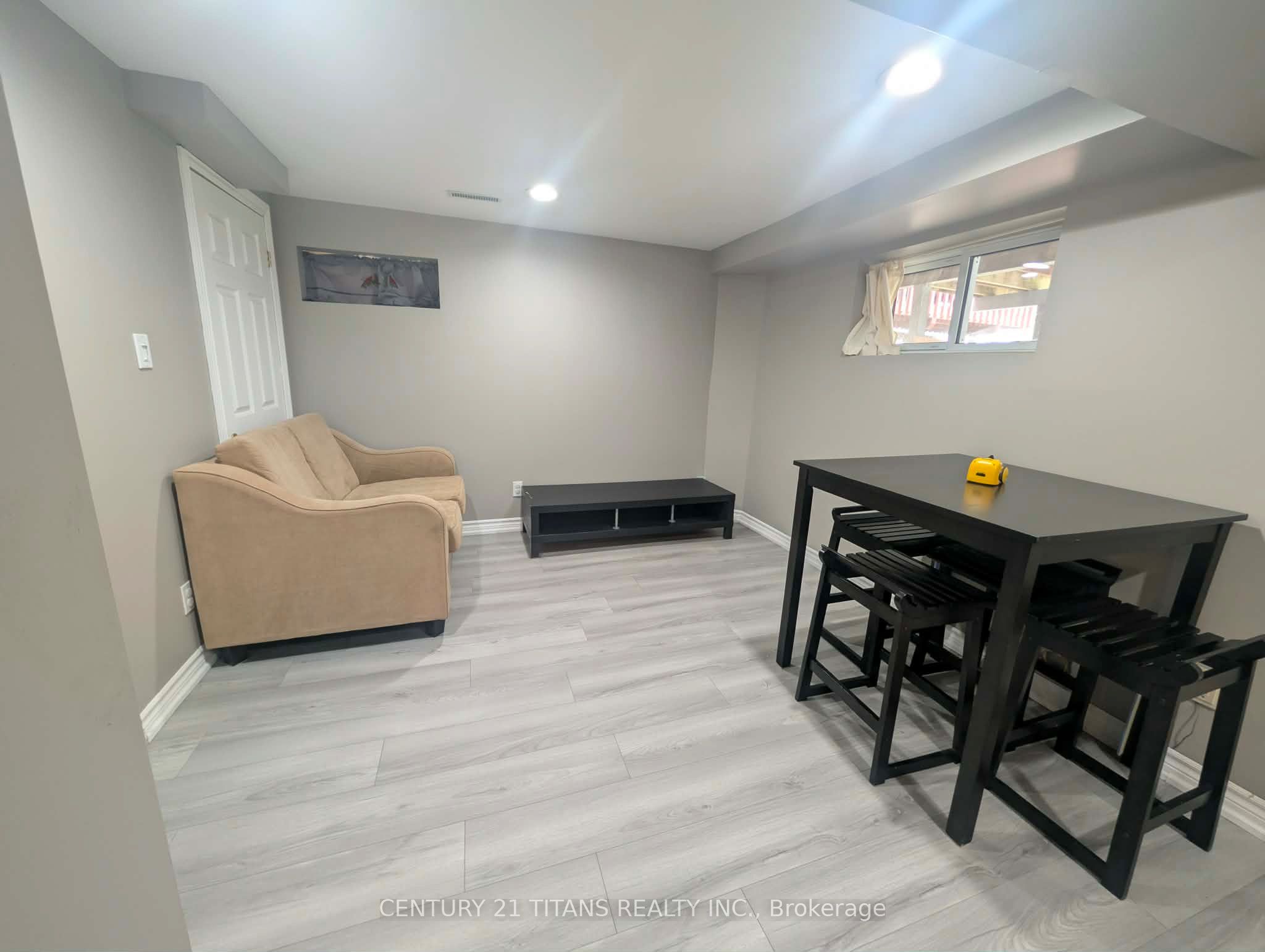 18 Frazer Road, Ajax 5