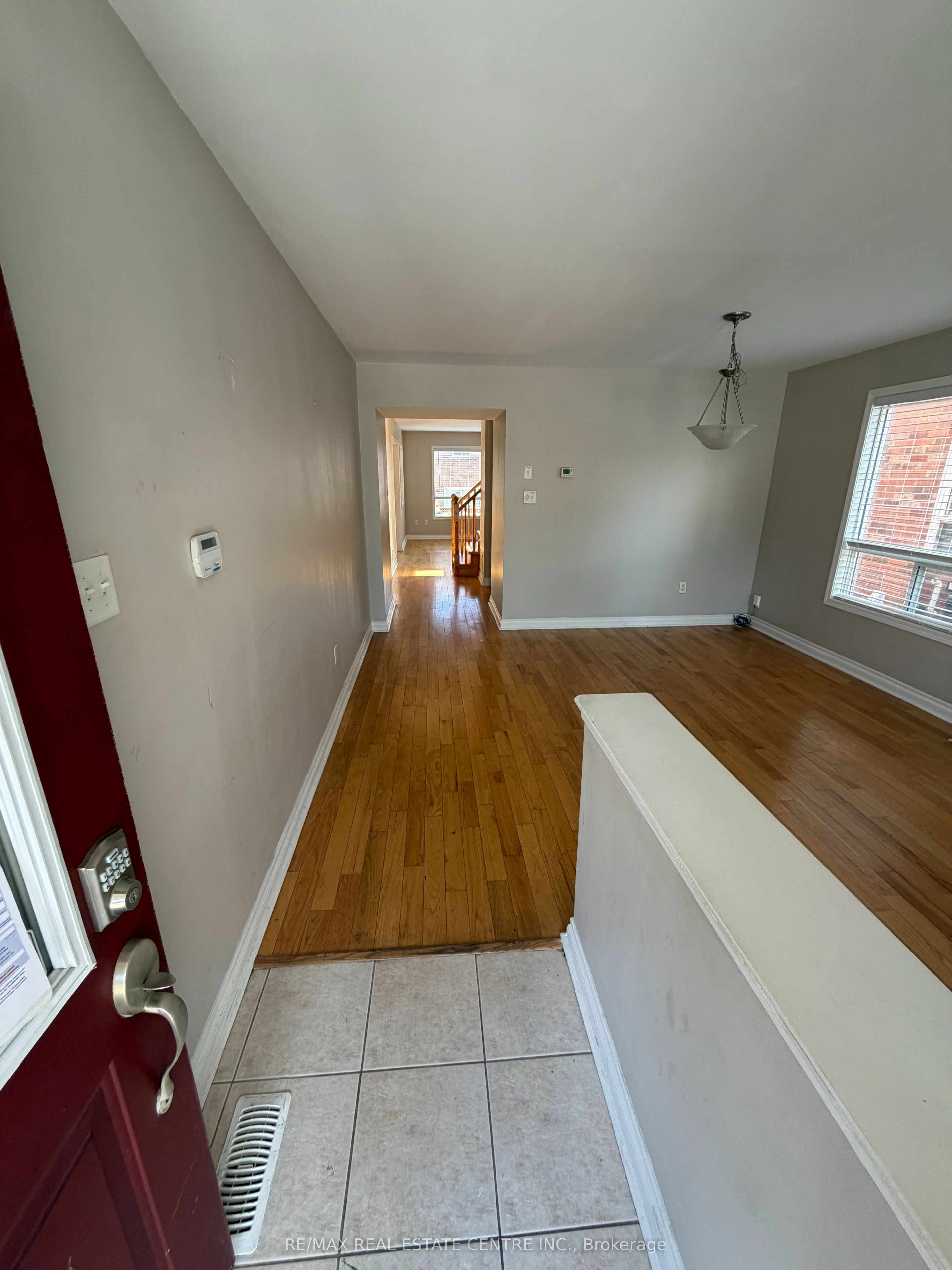 Unit Upper - 17 Millcar Drive, Scarborough 3
