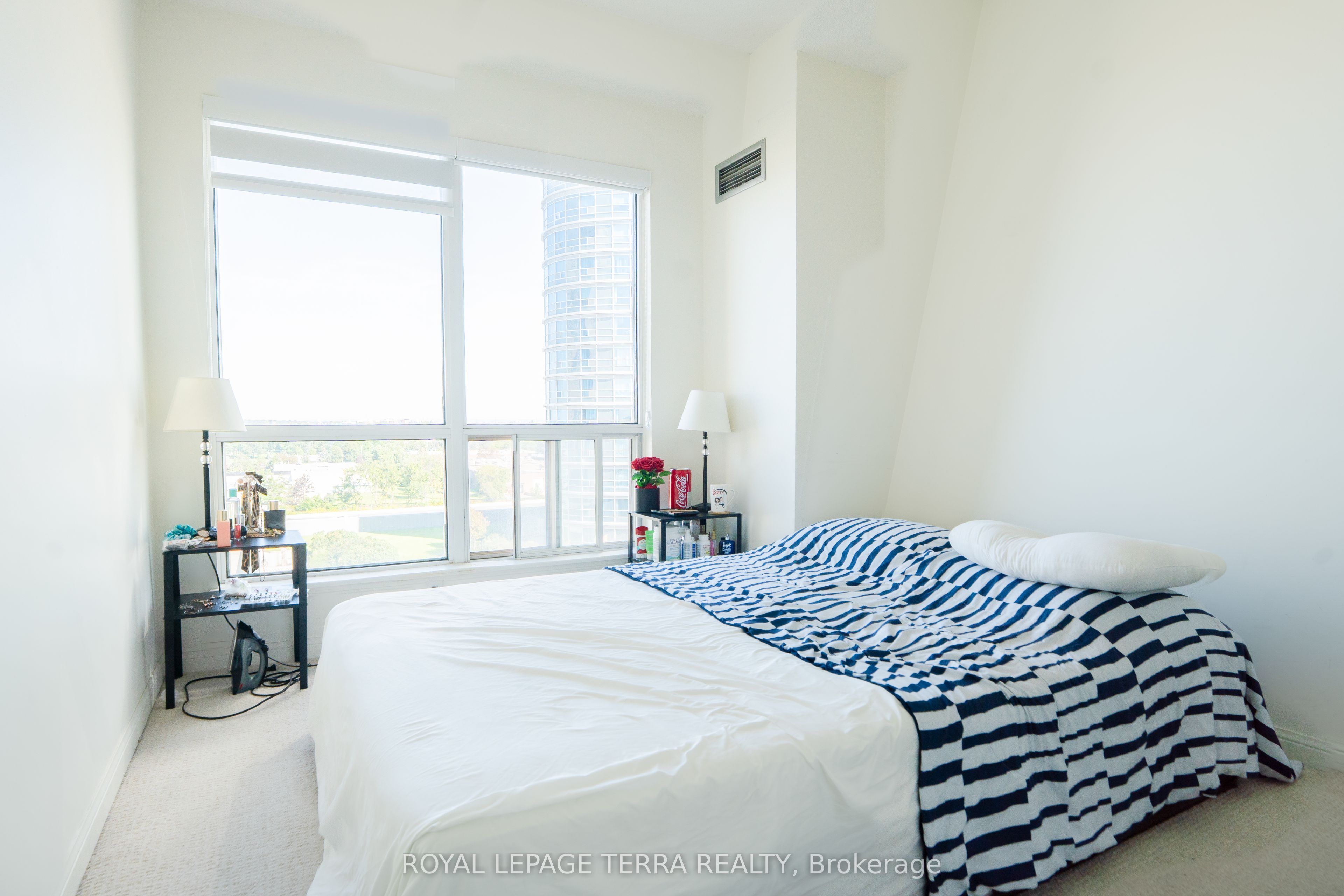 Unit 915 - 8 Lee Centre Drive, Scarborough 4
