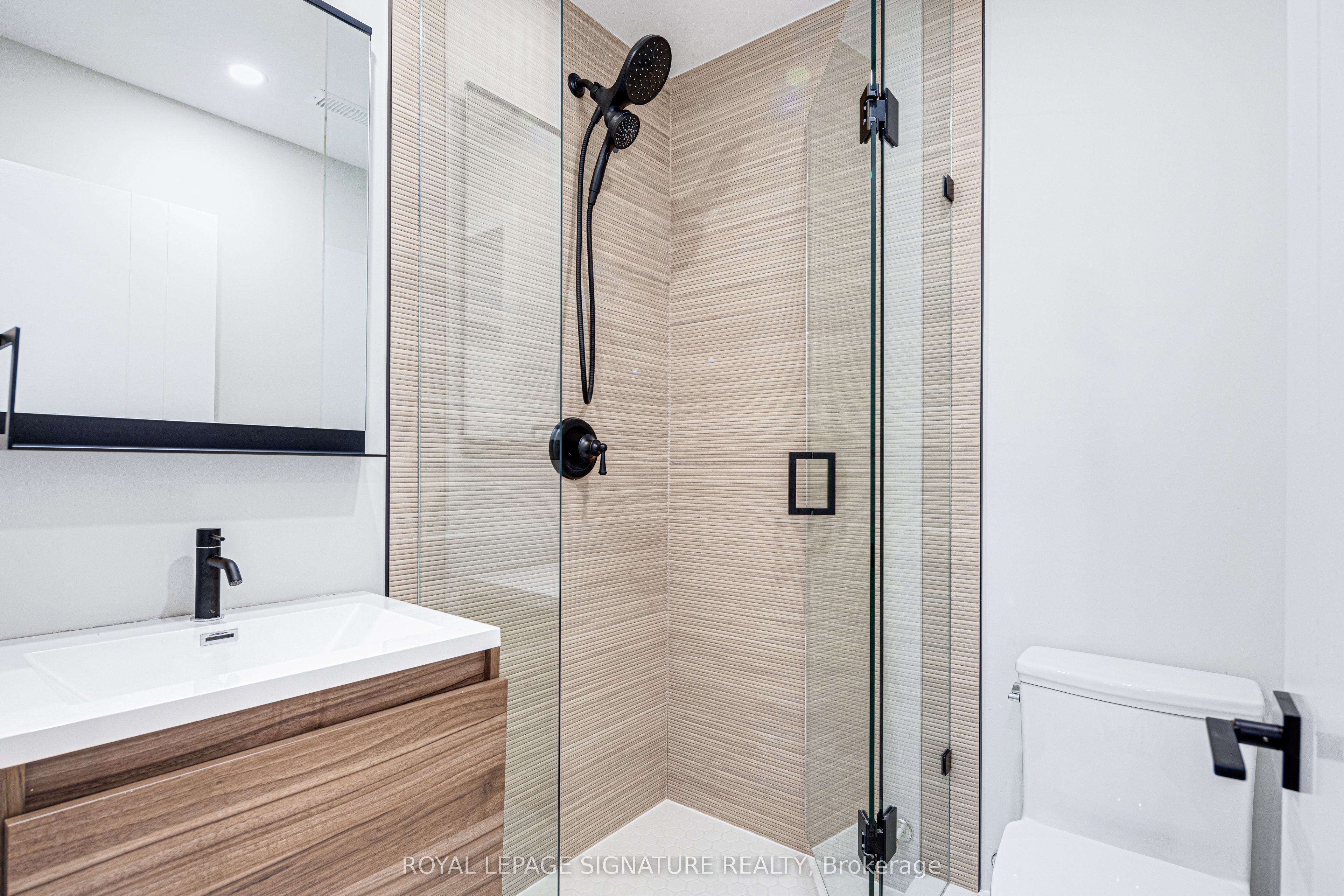 Unit Lower - 20 Kewbeach Avenue, Toronto 5