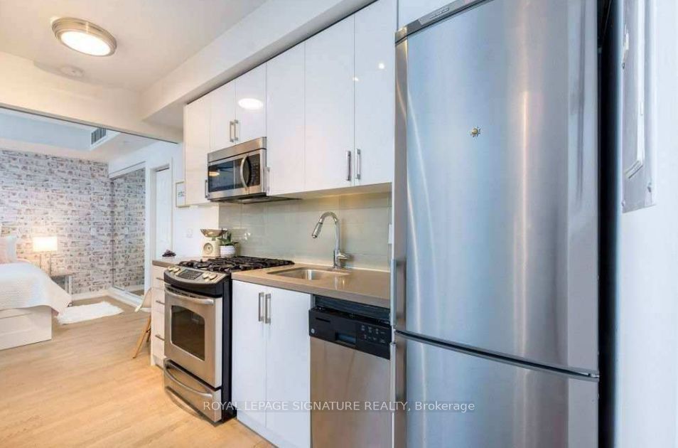 Unit 23 - 150 Broadview Avenue S, Toronto 5