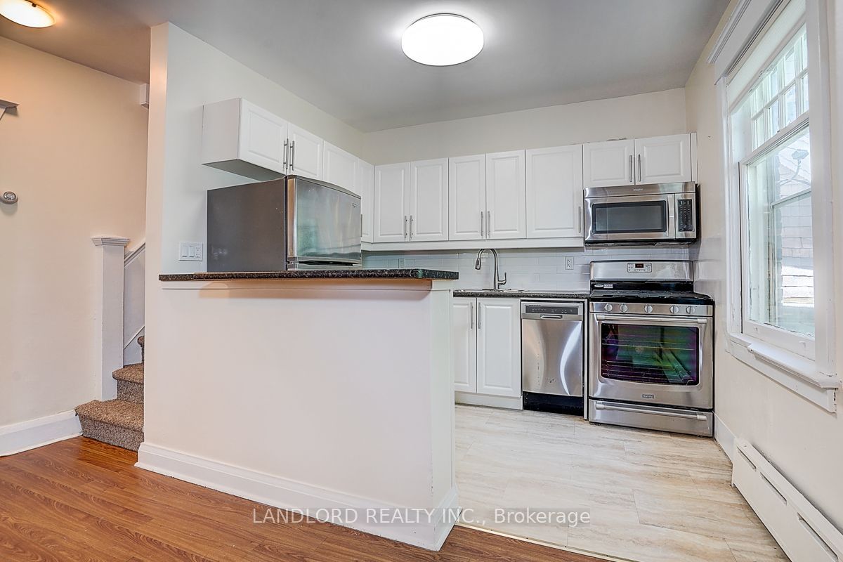 Unit 3 - 92 Neville Park Boulevard, Toronto 2