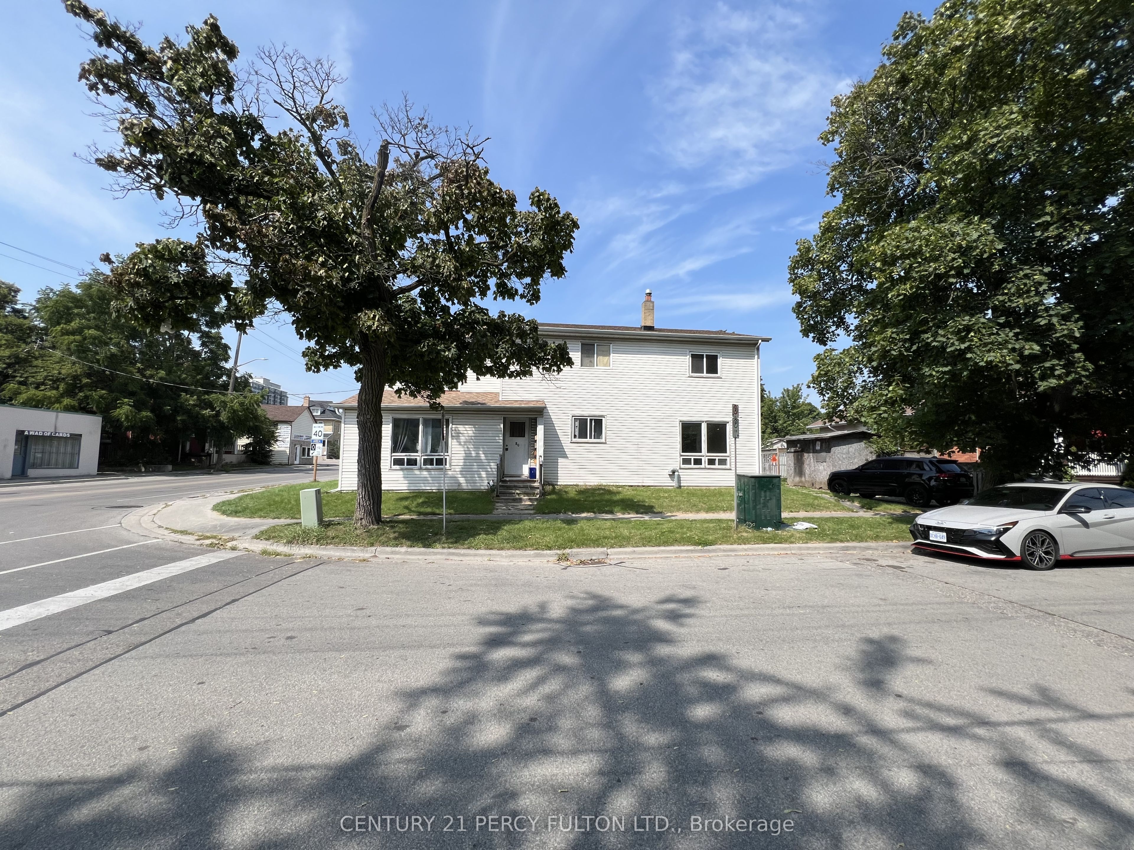 Unit 3 - 86 Brock Street E, Oshawa 2