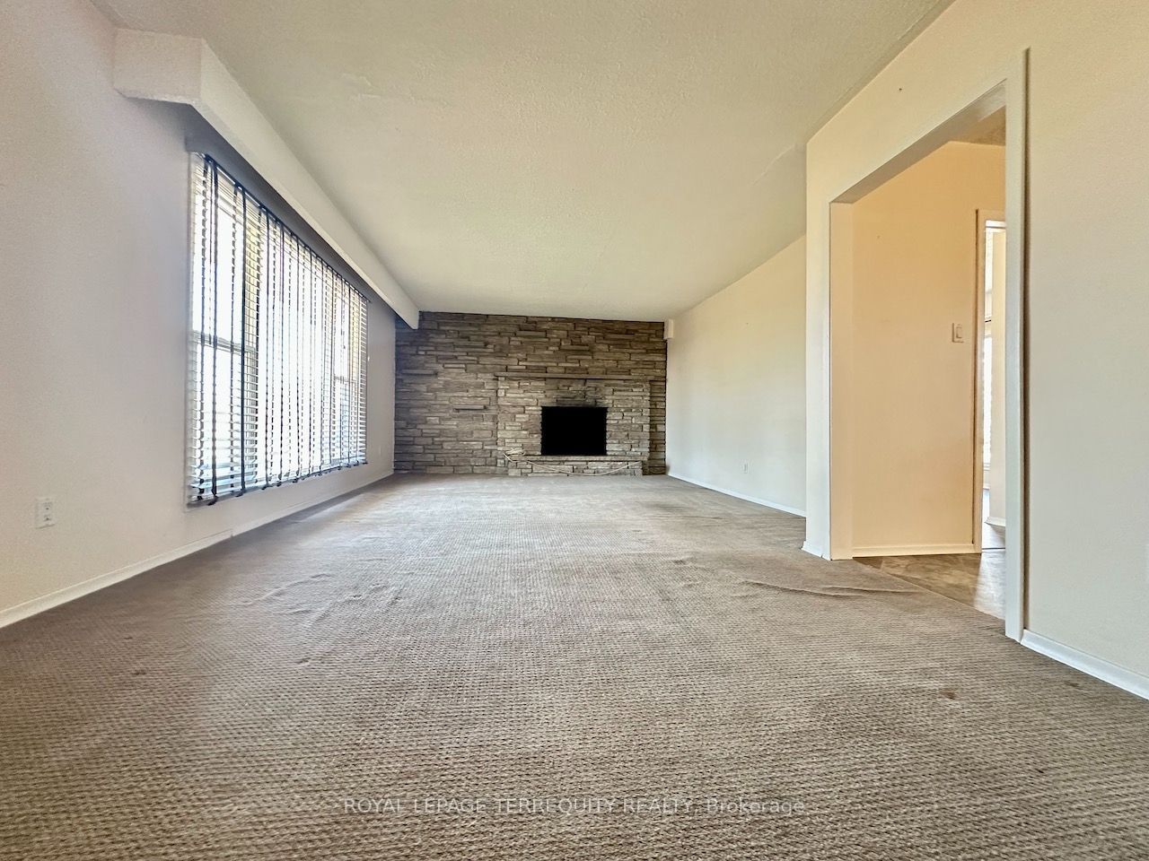 Unit Unit A - 1775 Bowmanville Avenue, Clarington 2
