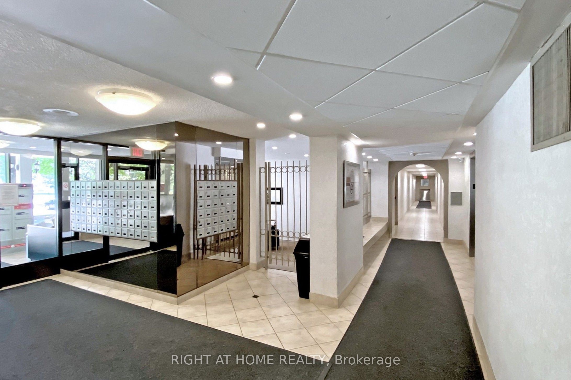 Unit 1002 - 40 Bay Mills Boulevard, Scarborough 2
