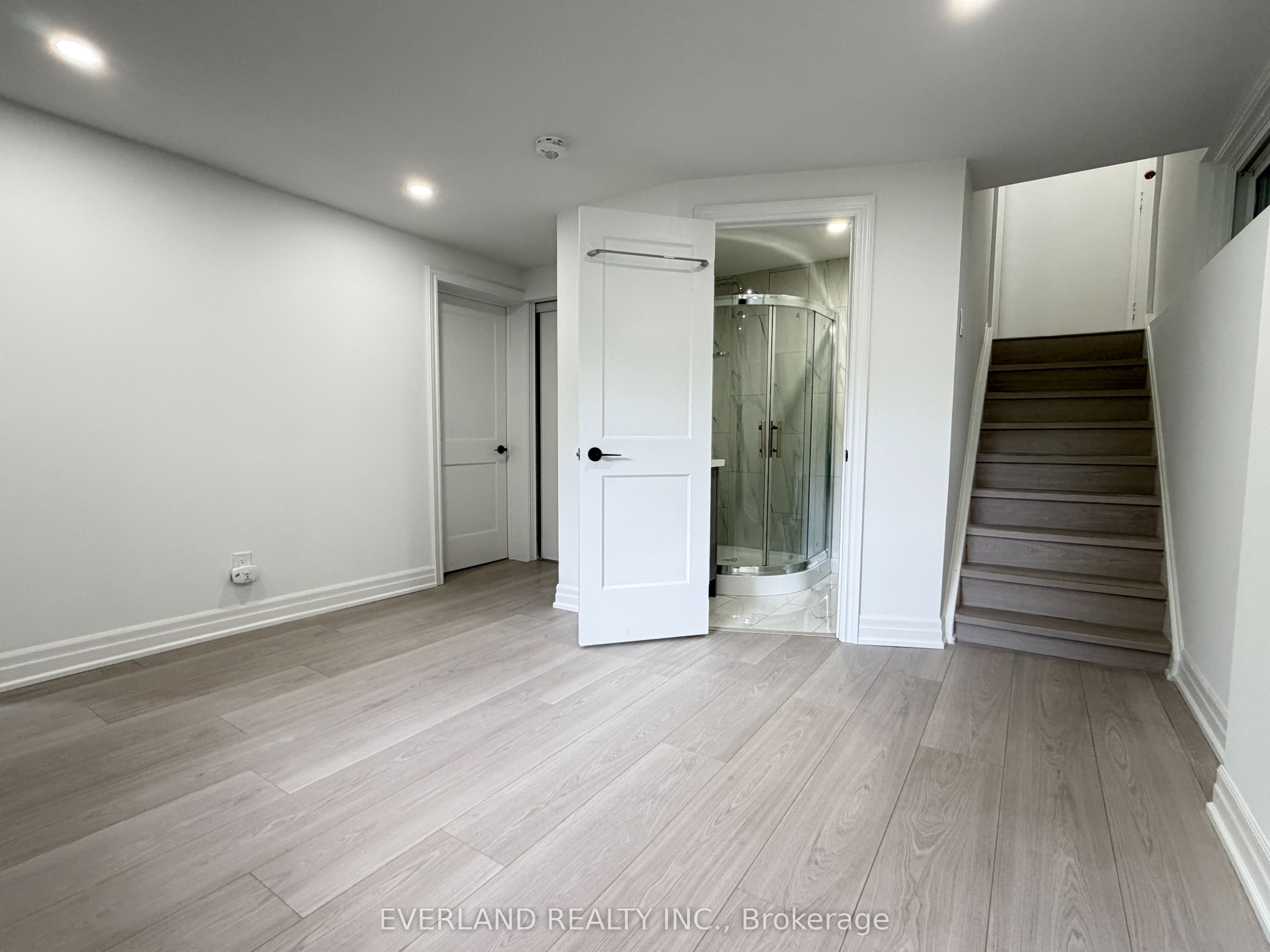 Unit Basement - 116 Sylvan Avenue, Scarborough 2