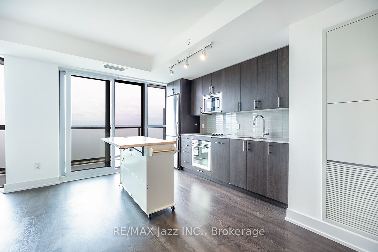 Unit 2001 - 2550 Simcoe Street N, Oshawa 5