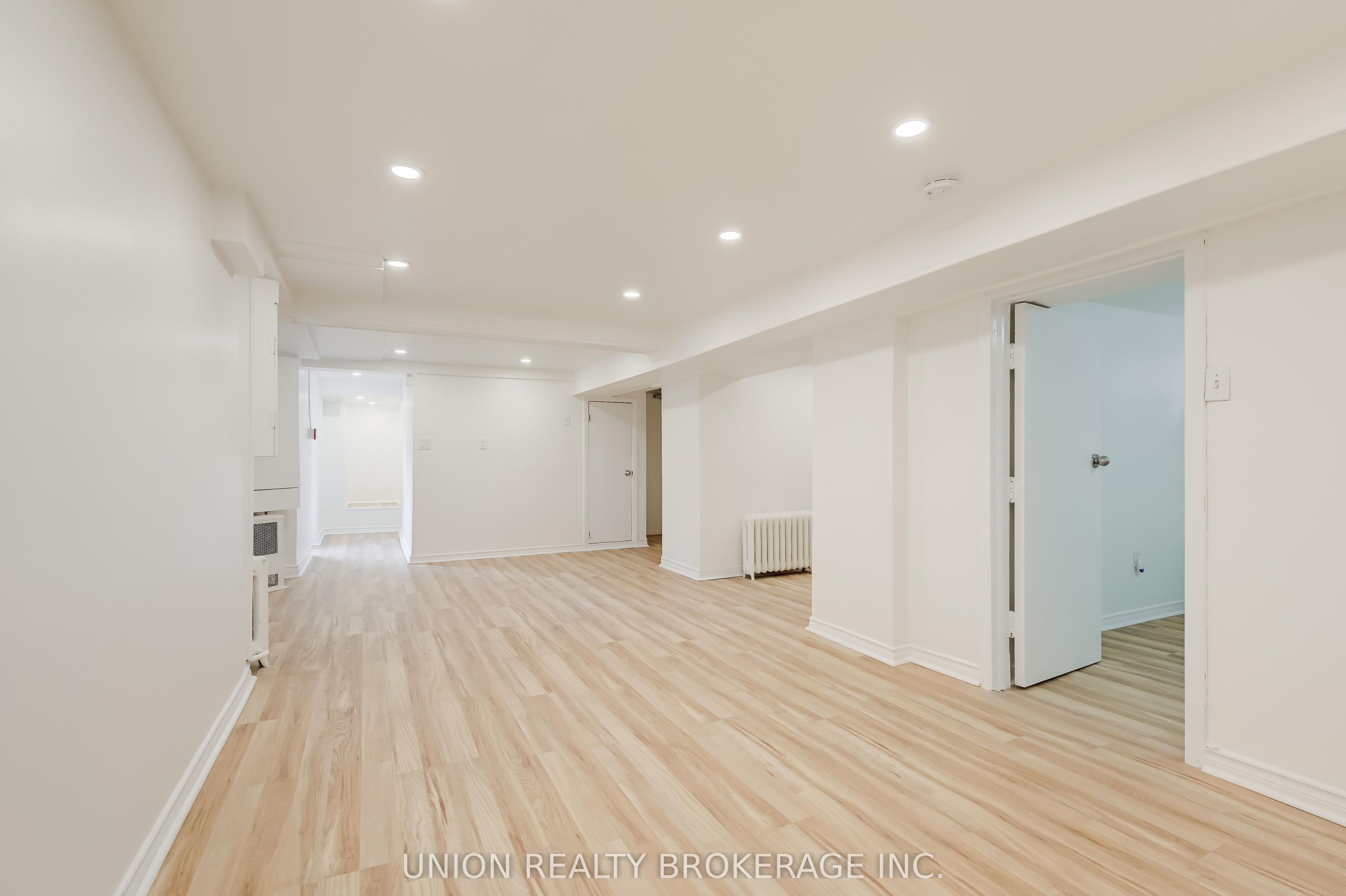 Unit Lower - 41 Main Street, Toronto 5