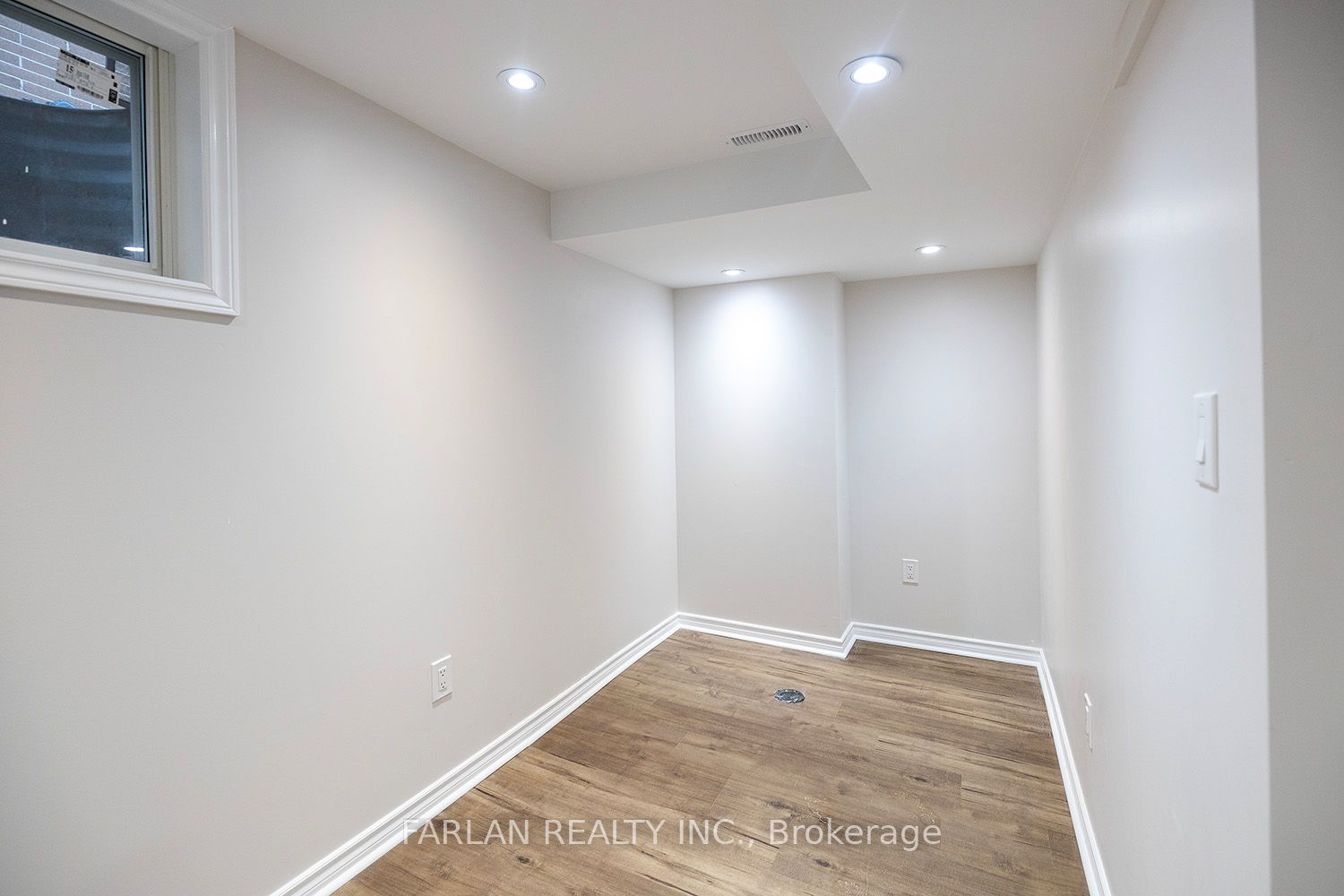 Unit Bsmt1 - 621 Gibbons Street, Oshawa 4