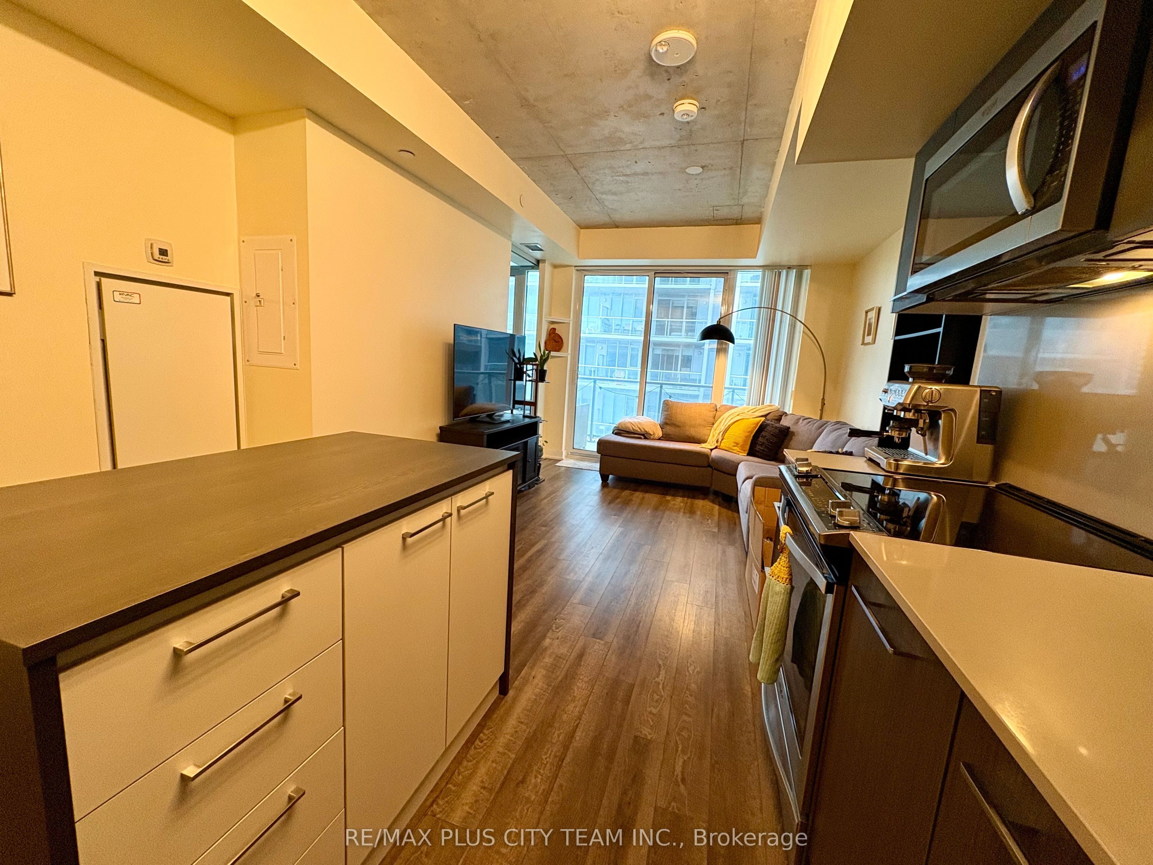 Unit 608 - 25 Baseball Place, Toronto 4