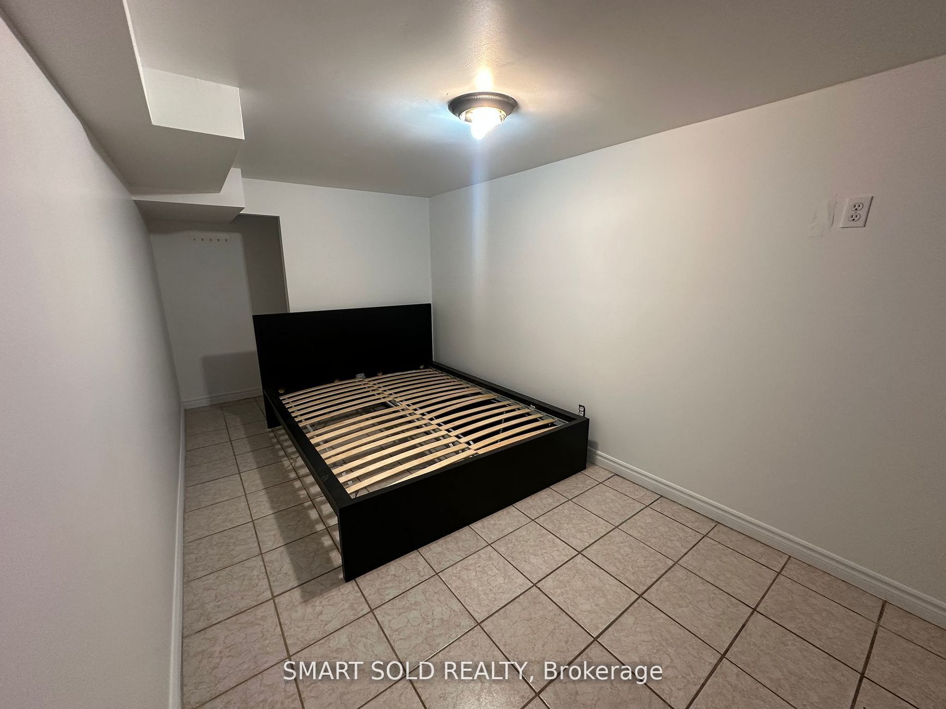 Unit Basement - 41 Maybourne Avenue, Scarborough 4