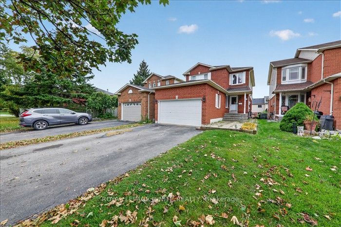 8 Vail Meadows Crescent, Clarington 4