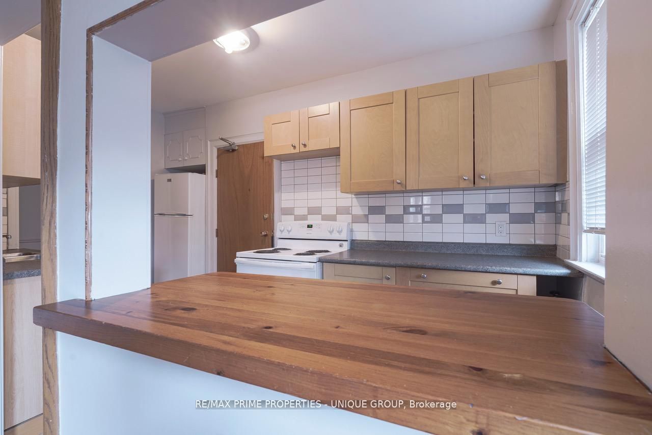 Unit Main - 1 Bonfield Avenue, Toronto 4
