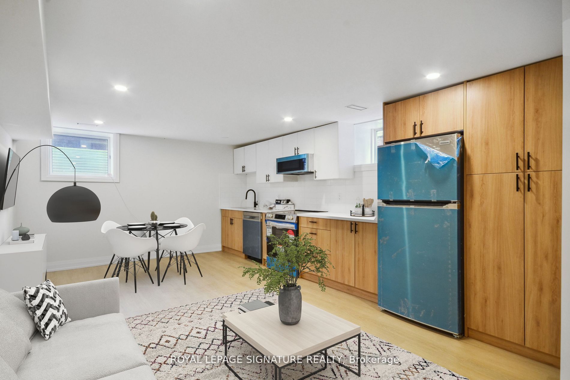 Unit Lower - 129 Kenilworth Avenue, Toronto 5