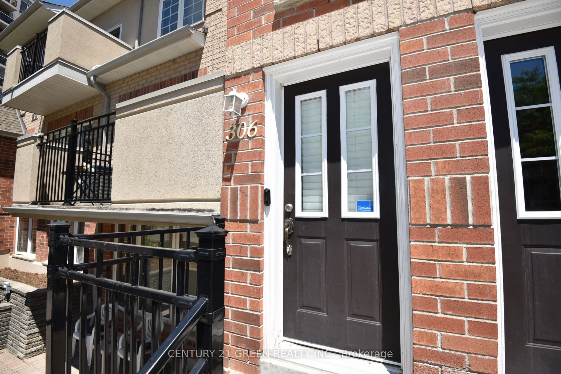 Unit 306 - 1400 The Esplanade N, Pickering 3