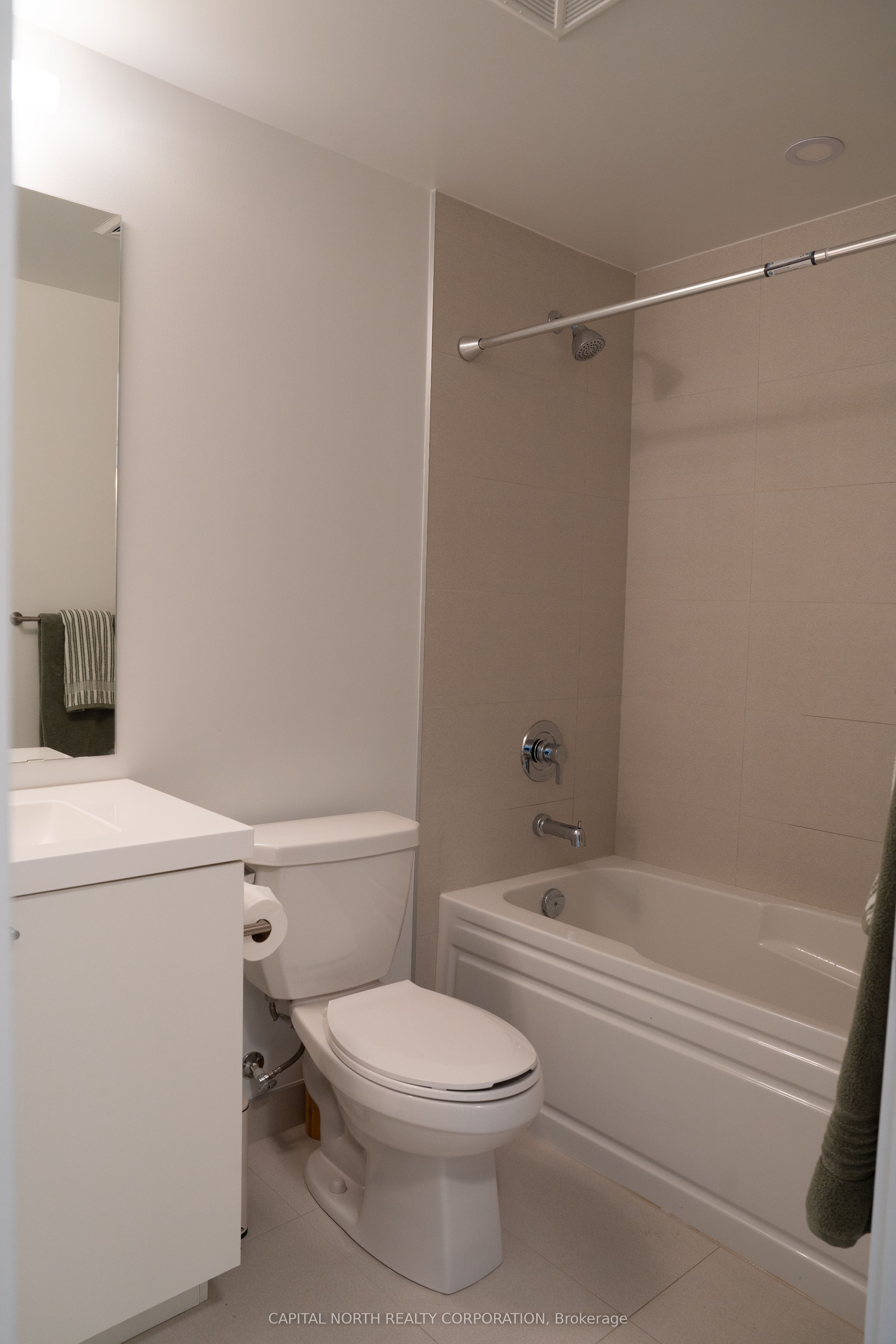 Unit 1904 - 2545 Simcoe Street N, Oshawa 2