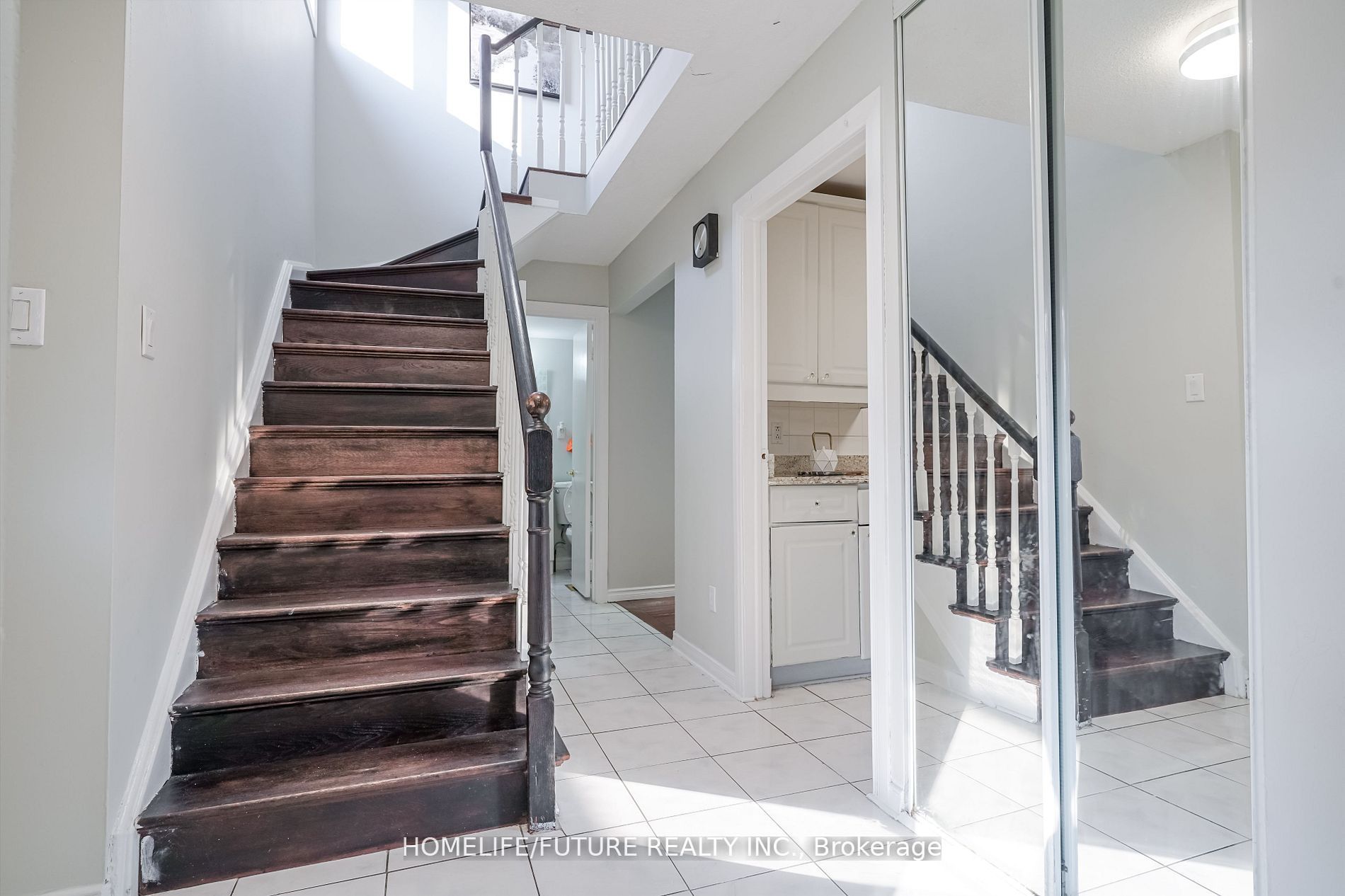 Unit Main & 2nd Flr - 47 Carisbrooke Square, Scarborough 5