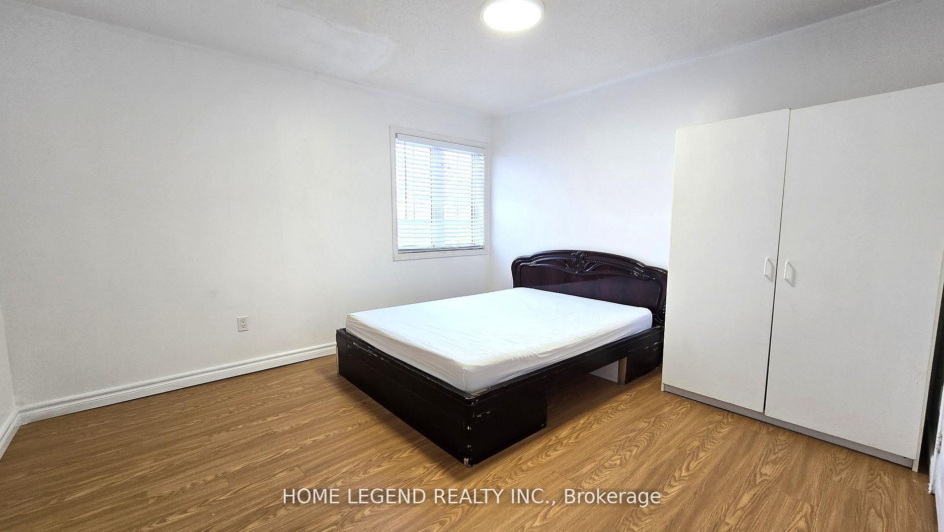 Unit 202 - 3 Merry Brook Lane, Markham 3