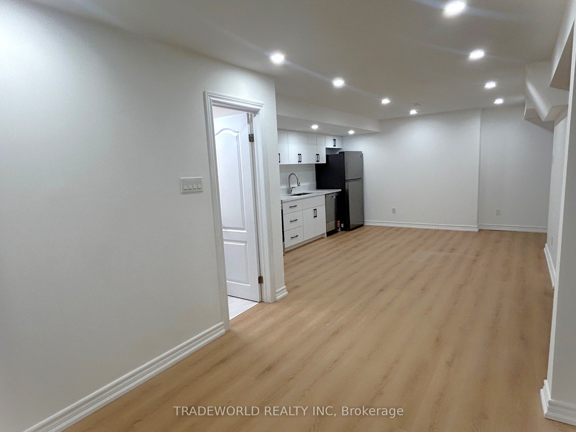 Unit Basement Unit - 142 Shady Oaks Avenue, Markham 2