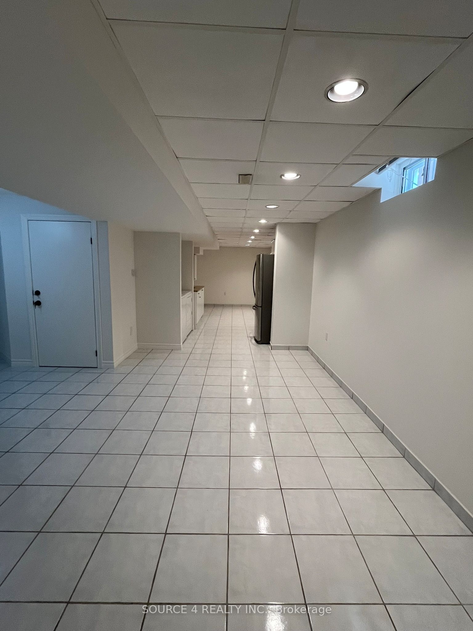 Unit Basement - 138 Venetian Crescent, Vaughan 2