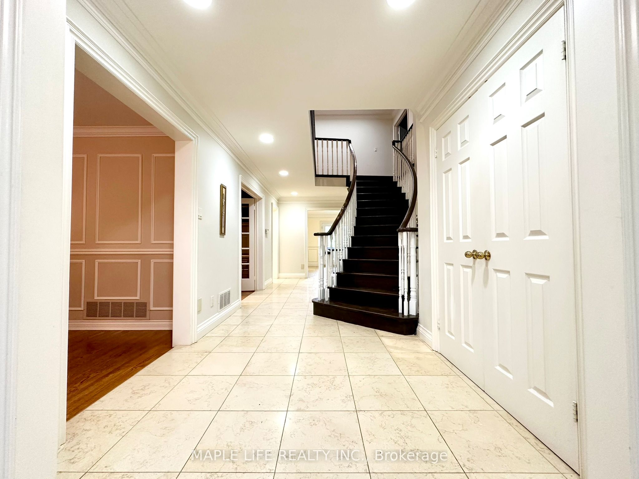52 Prince Edward Boulevard, Markham 2