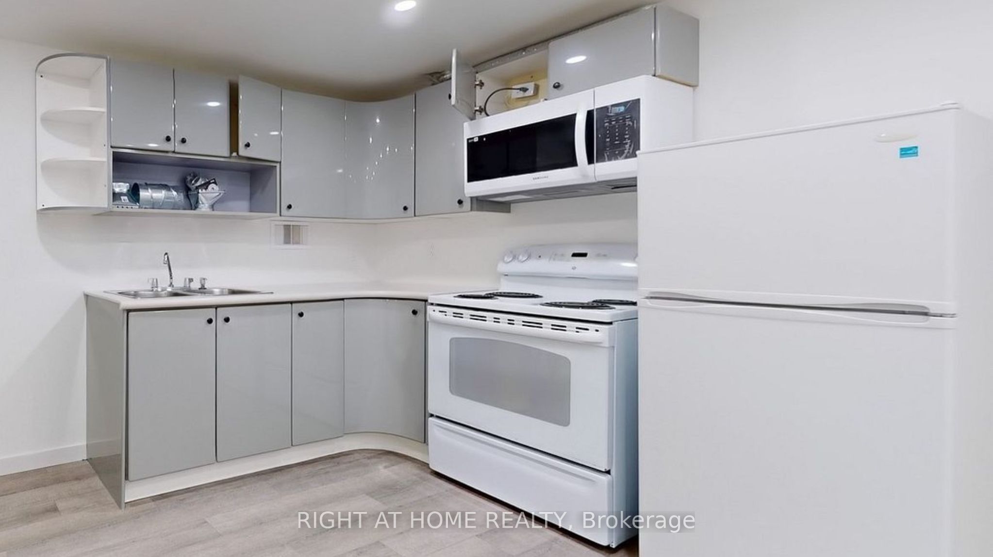 Unit lower2 - 62 Mcclenny Drive, Aurora 5