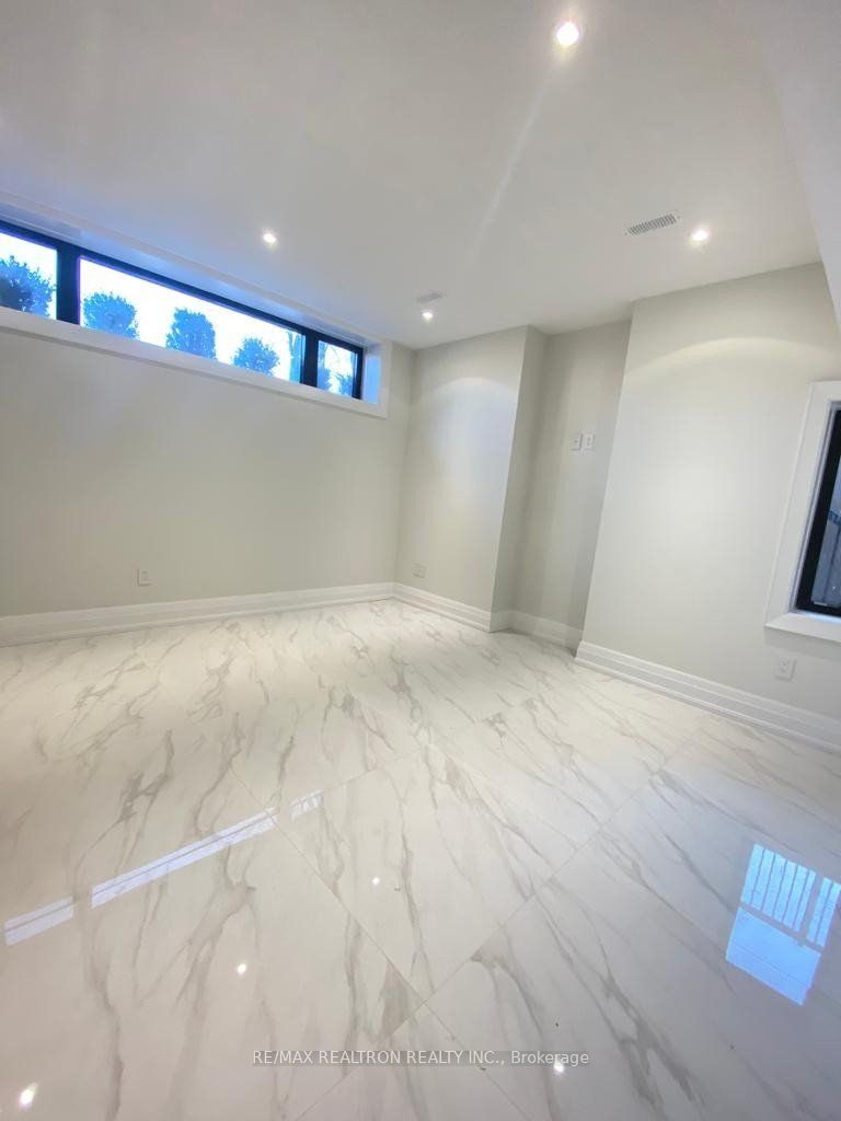 Unit Lower L - 25 Lancer Drive, Vaughan 5