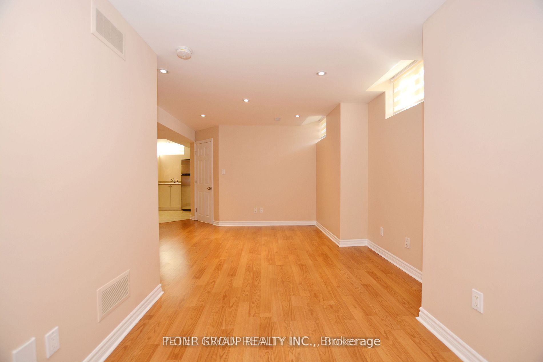 Unit Lower - 45 Coranto Way, Vaughan 2