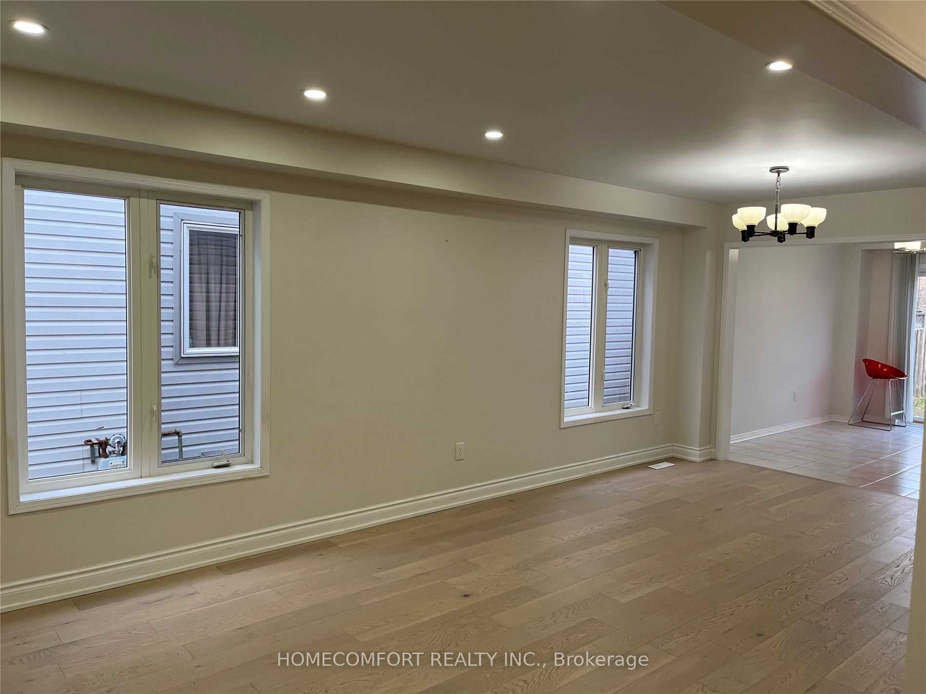95 Ferncliffe Crescent, Markham 2