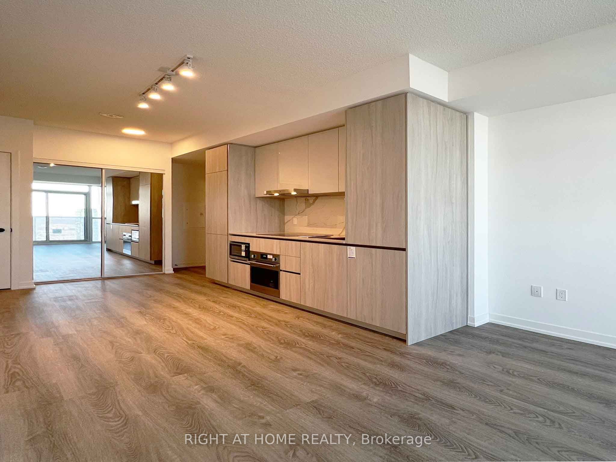 Unit 3907 - 8 Interchange Way, Vaughan 2