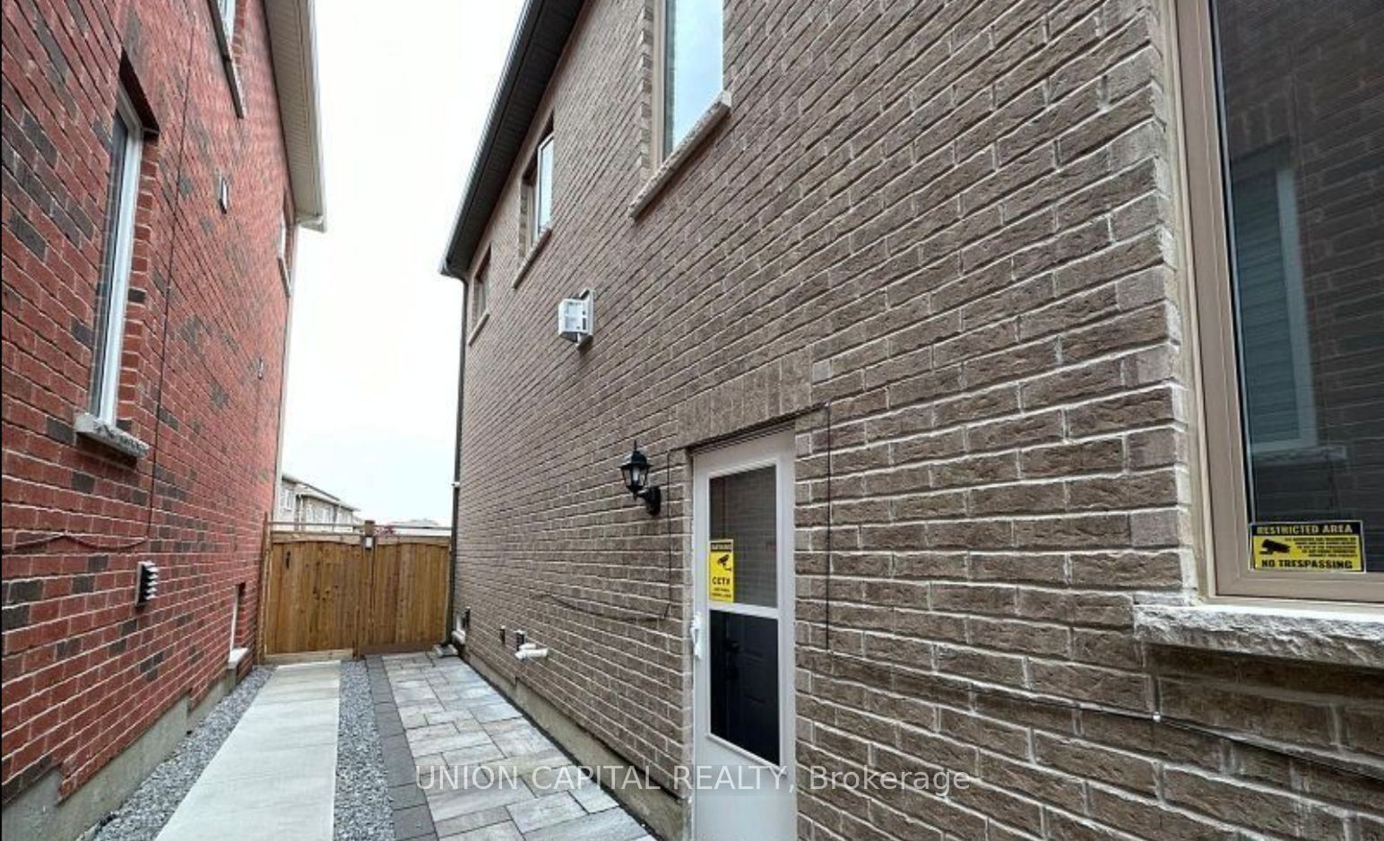 41 MANILA Avenue, Markham 4