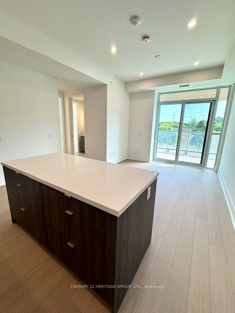 Unit 302 - 397 Royal Orchard Boulevard, Markham 5