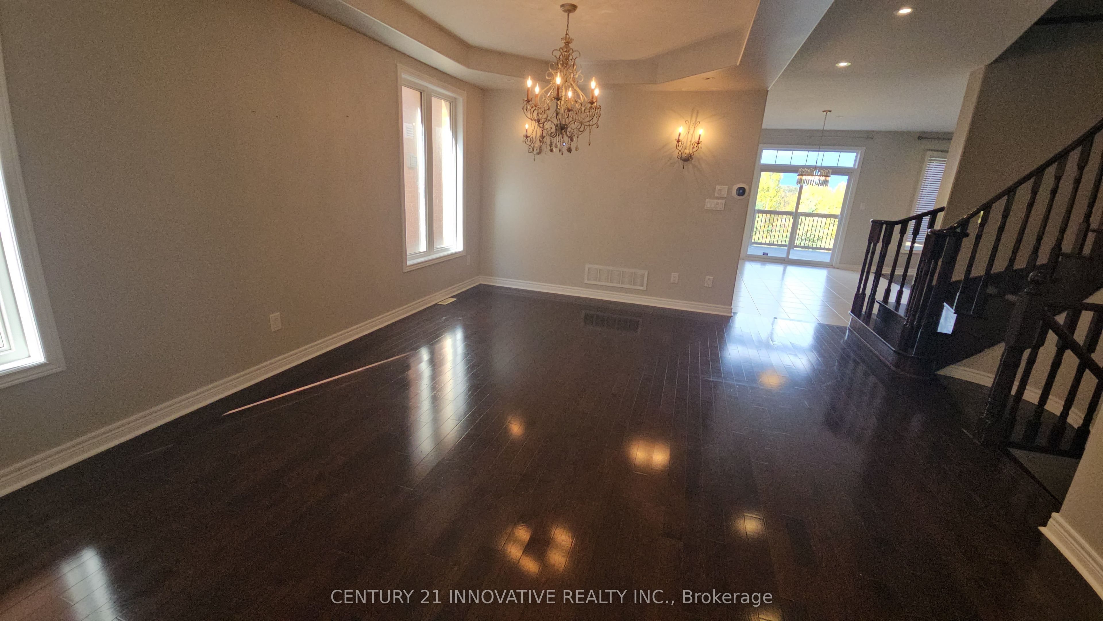 Unit Upper - 118 Santa Amato Crescent, Vaughan 5