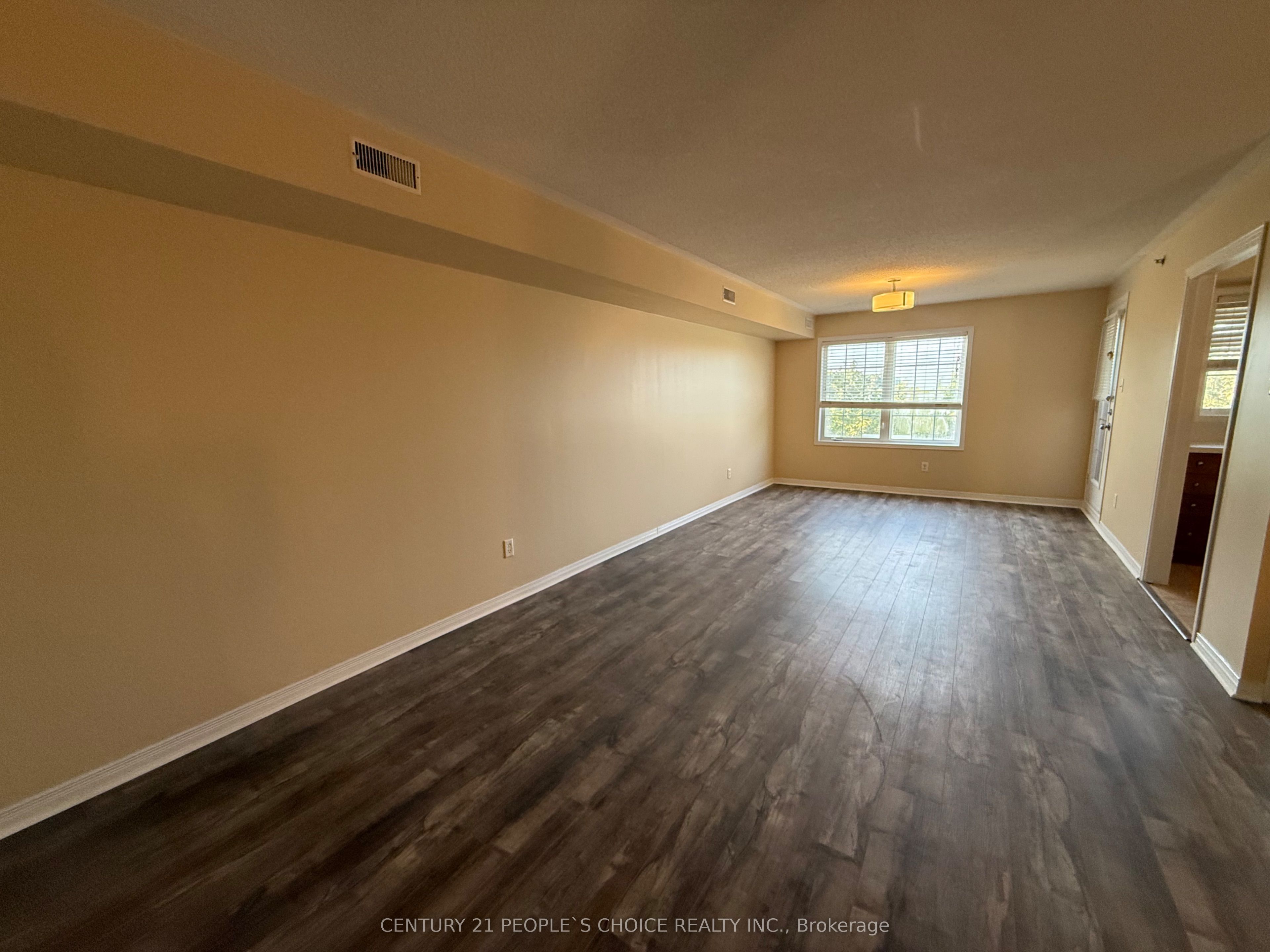 Unit 2 - 9699 Jane Street, Vaughan 4