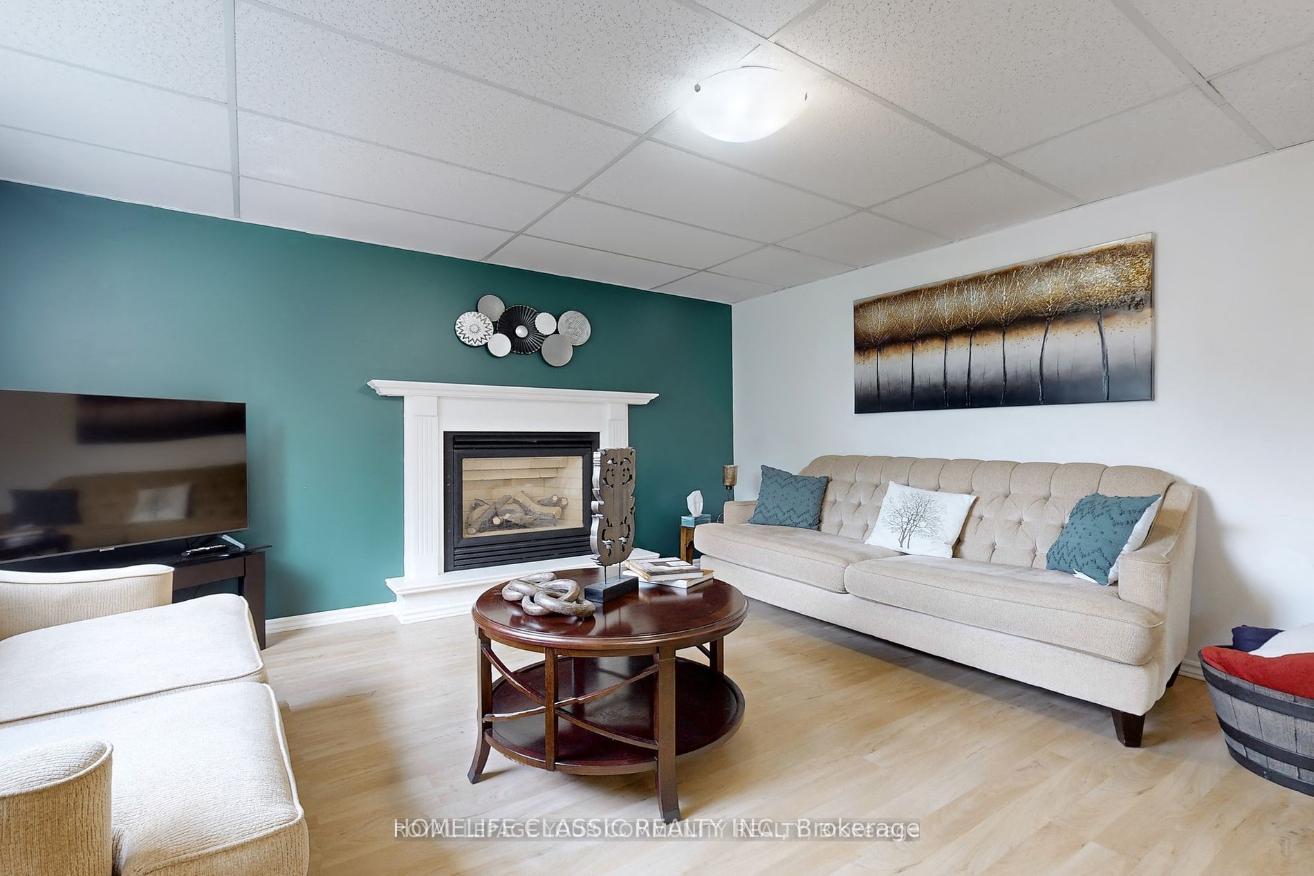 Unit Lower Level - 267 Savage Road, Newmarket 2