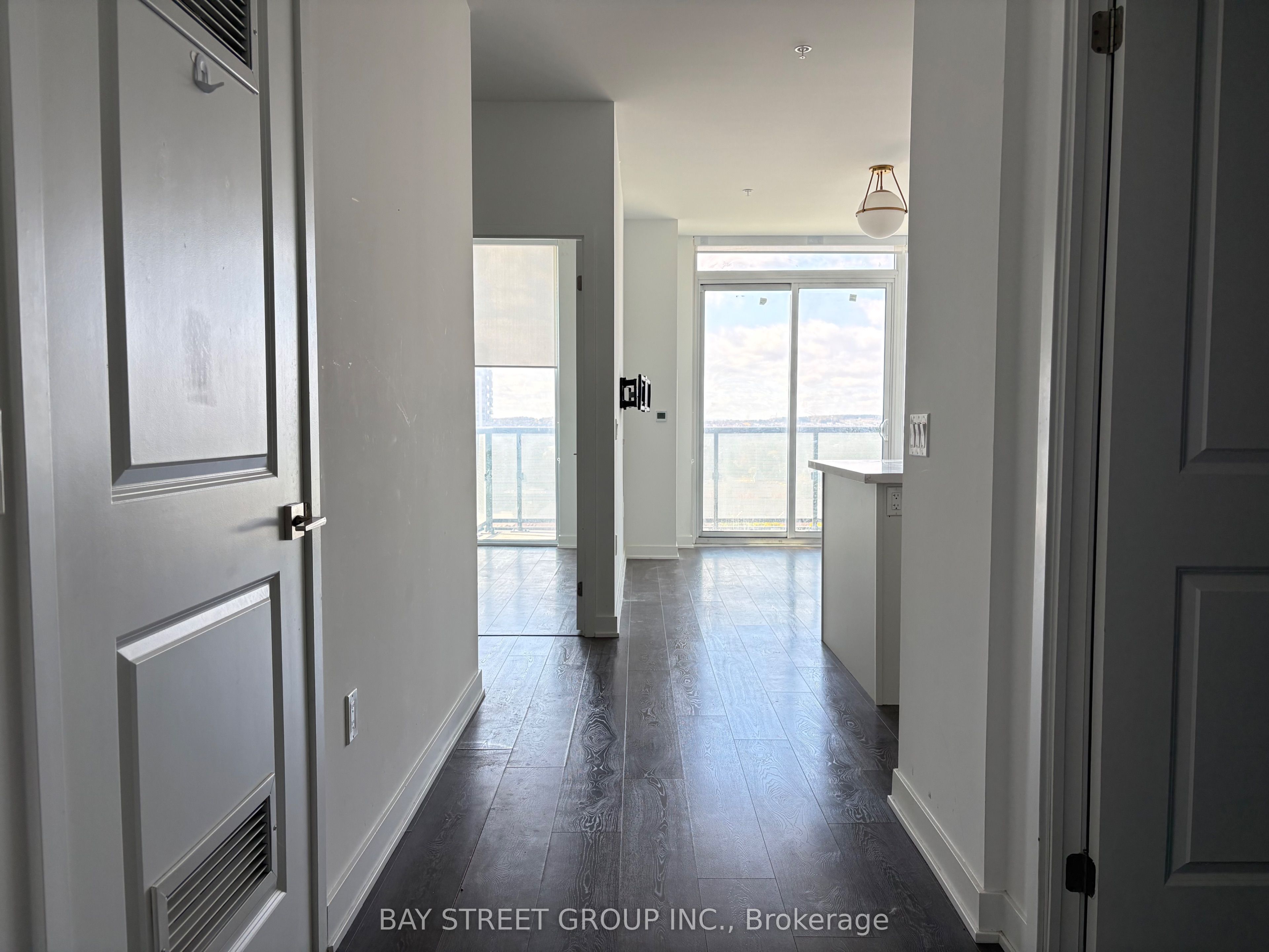Unit 902 - 85 Oneida Crescent, Richmond Hill 2