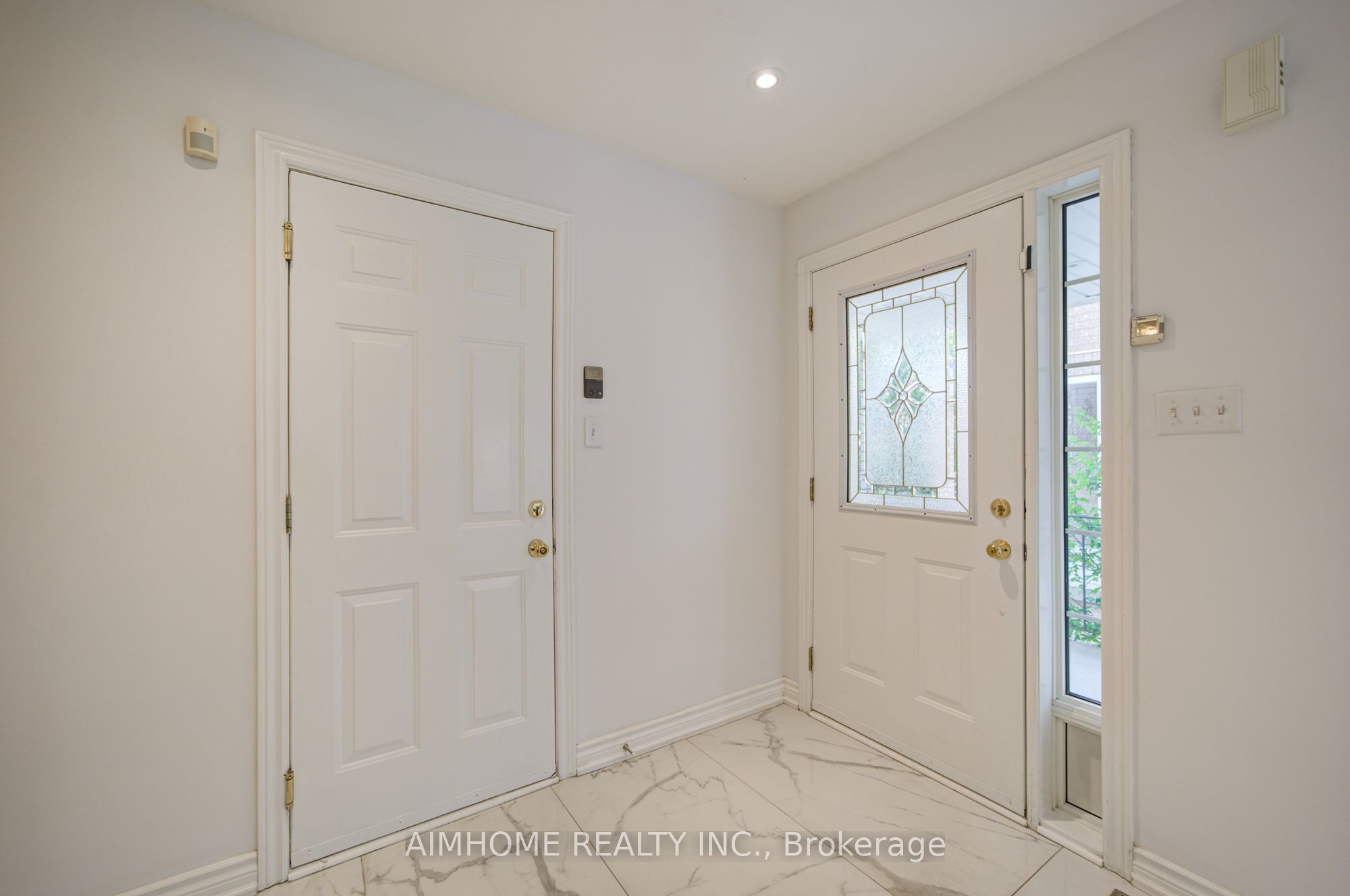 MAIN - 28 Kiwi Crescent, Richmond Hill 4