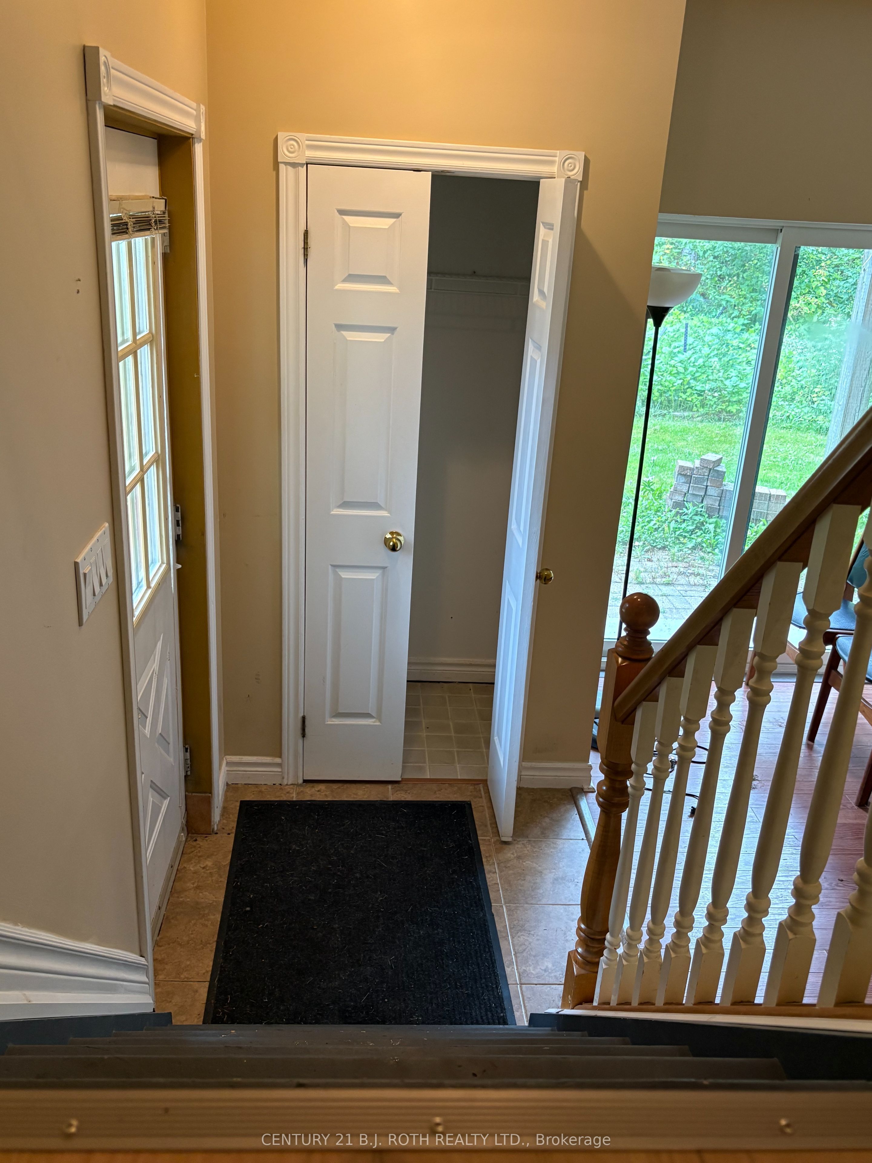 Unit 1 - 2216 Victoria Street N, Innisfil 4