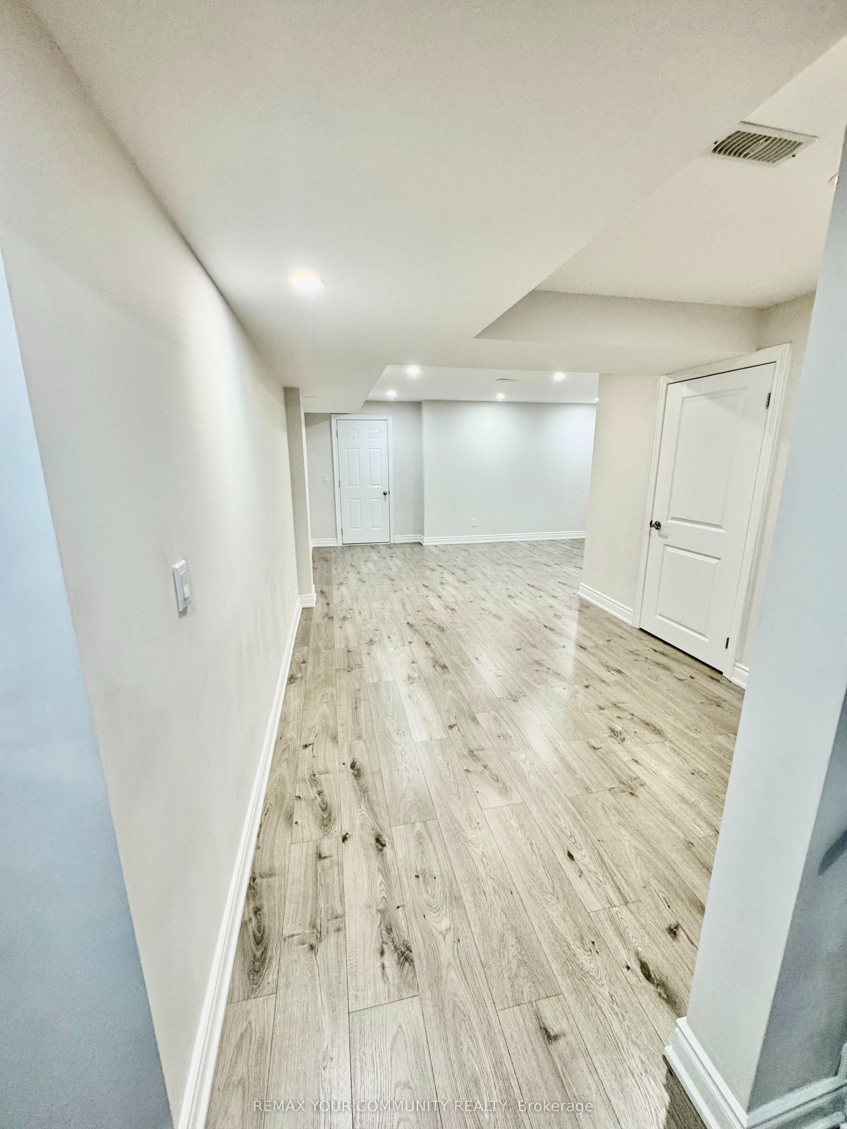 Unit Basement Apartment - 51 Murray Leonard Lane, East Gwillimbury 4