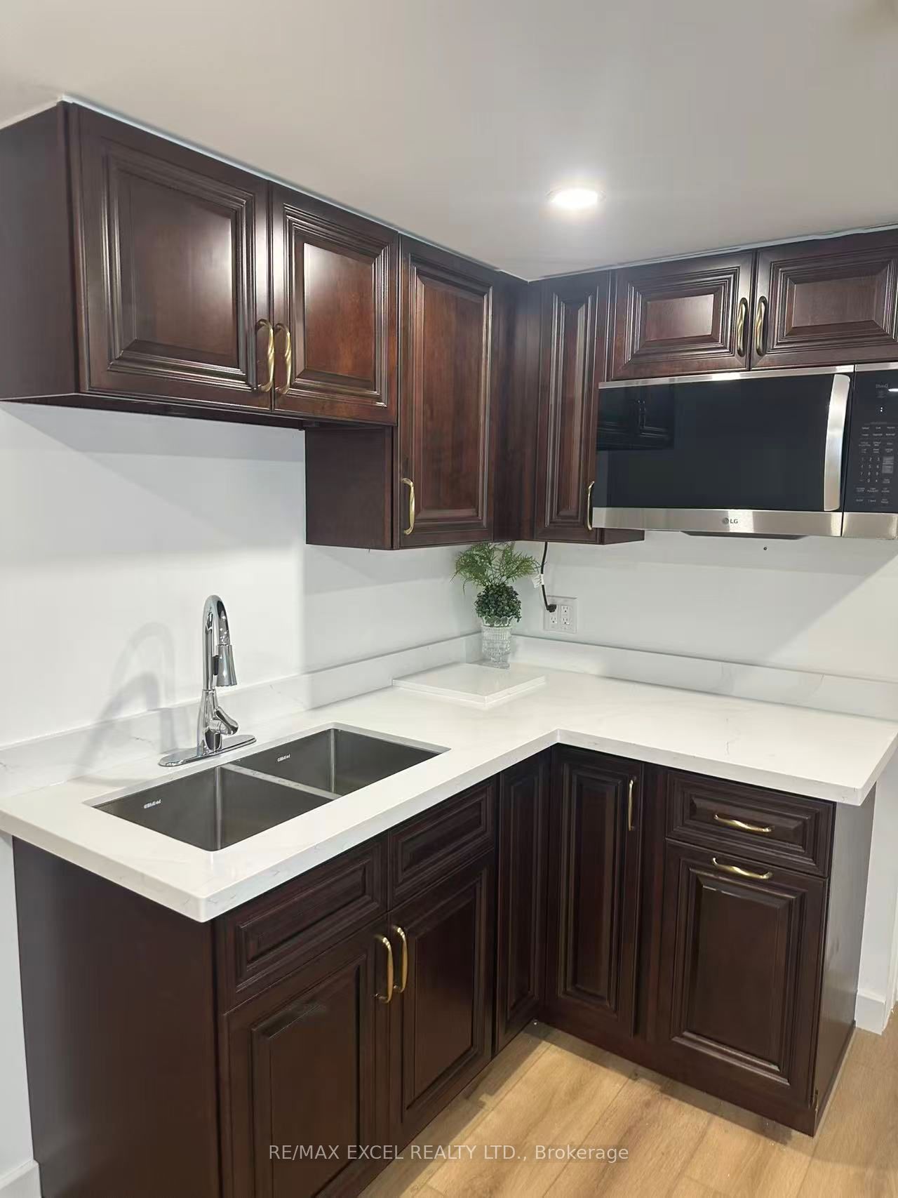 5 Union Street, Markham 3