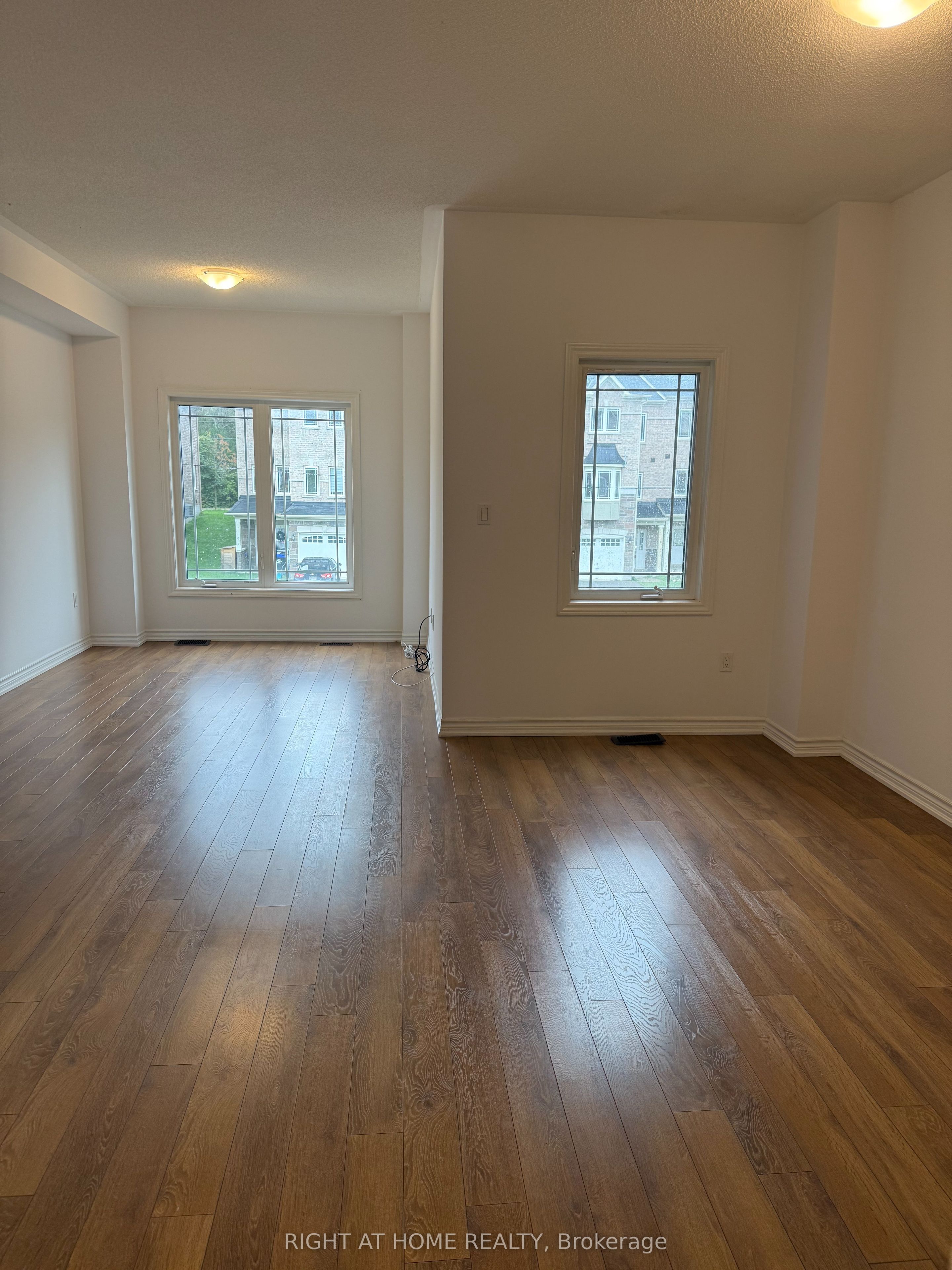 40 Milson Crescent, Essa 2