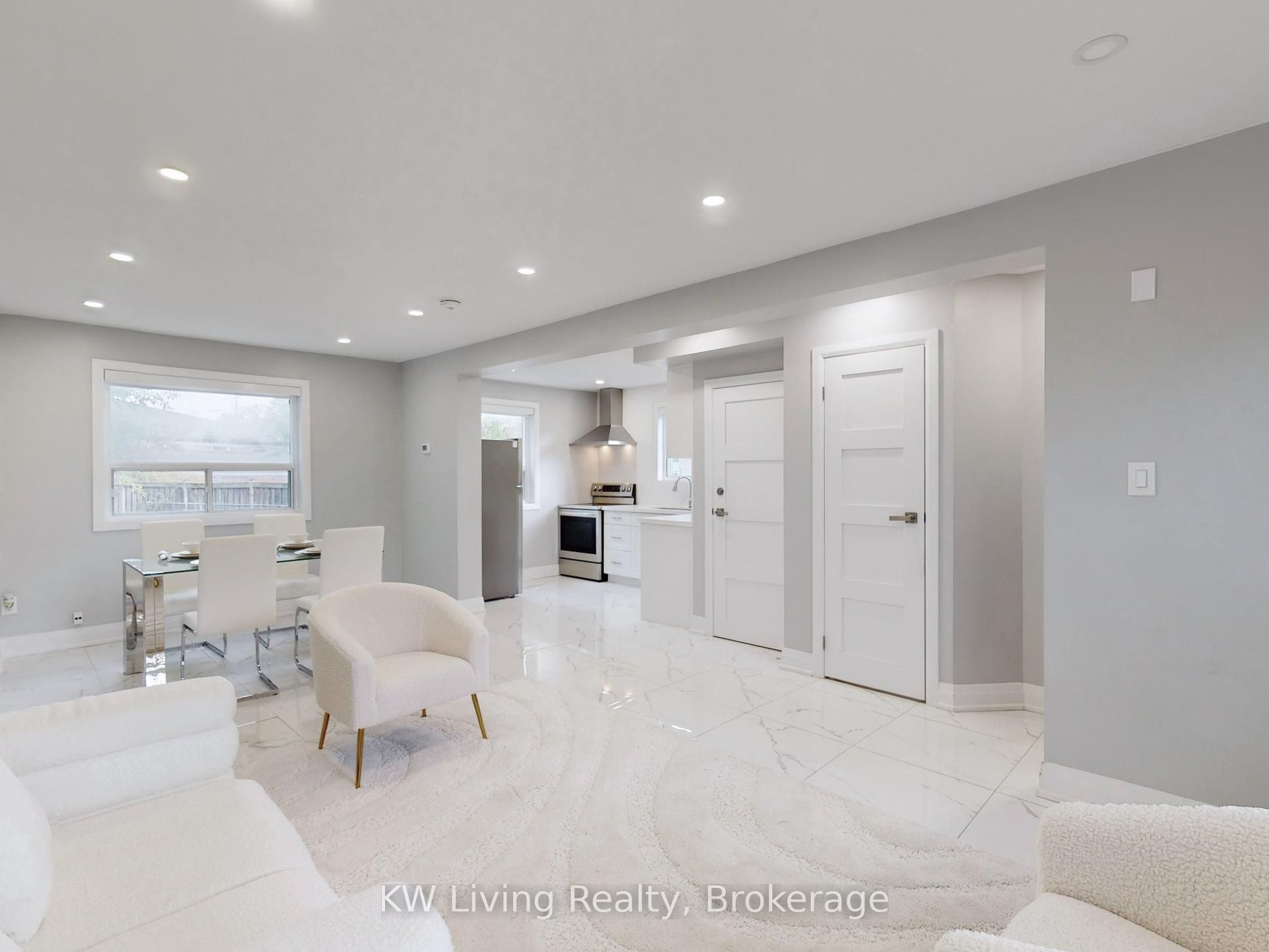 251 Mcconvey Drive, Richmond Hill 4